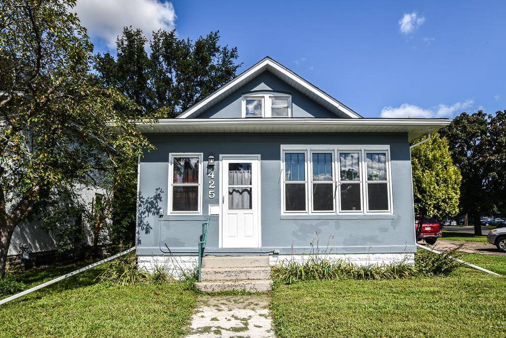 Saint Paul, MN 55130,425 Brainerd AVE