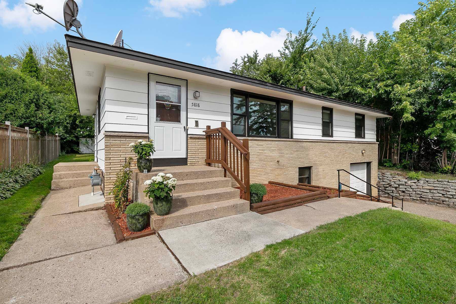 Edina, MN 55410,5818 Xerxes AVE S