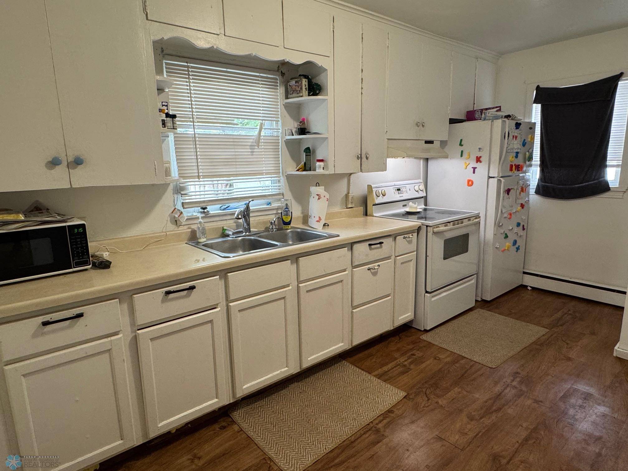 Fargo, ND 58103,1629 2nd AVE S