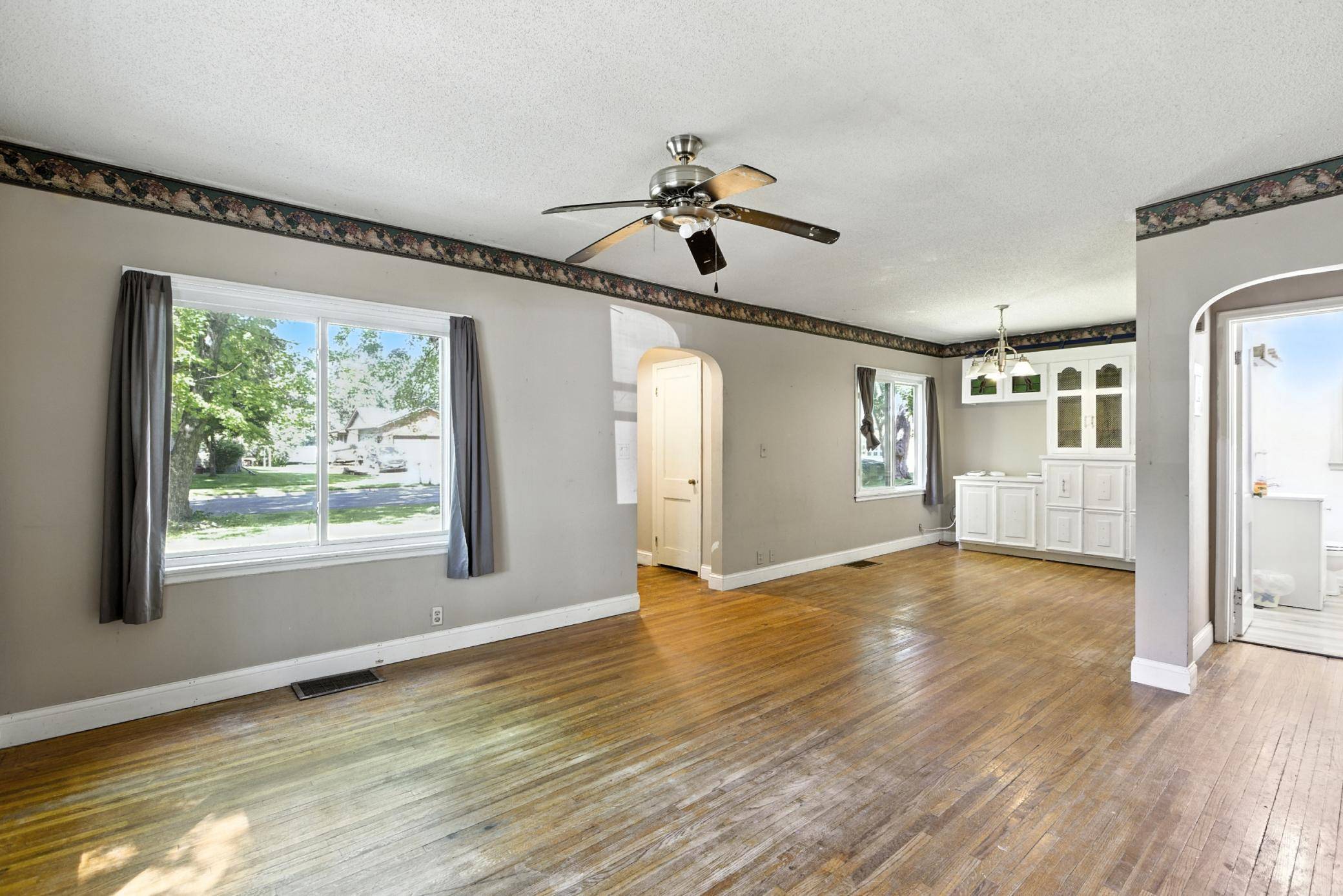 Watertown, MN 55388,208 Westminster AVE NW