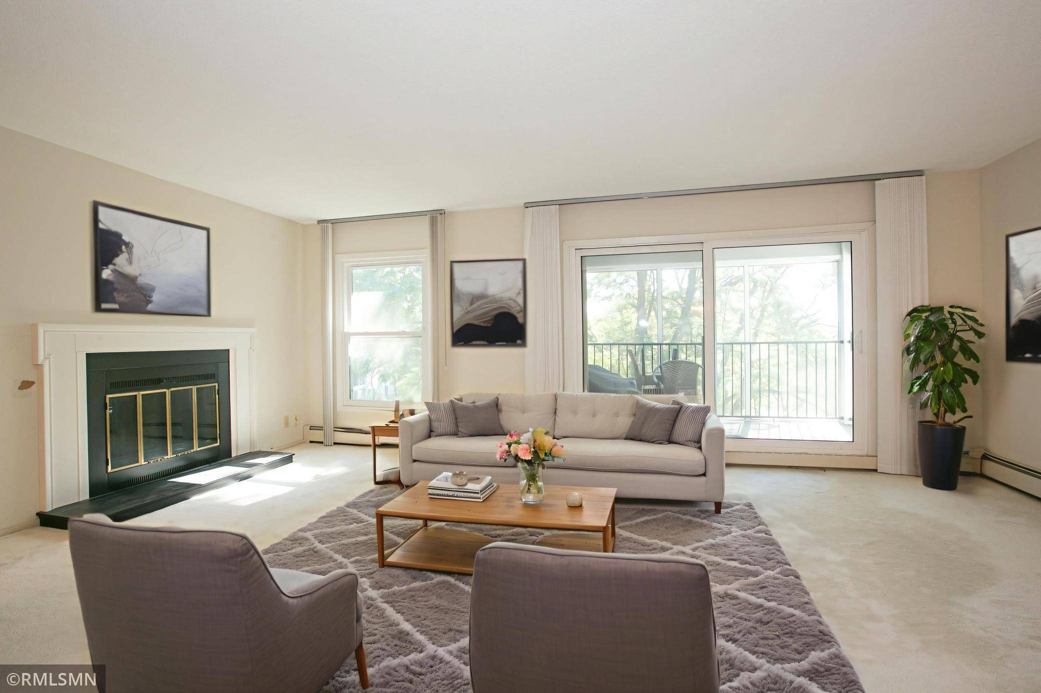 Minnetonka, MN 55305,3020 Saint Albans Mill RD #312