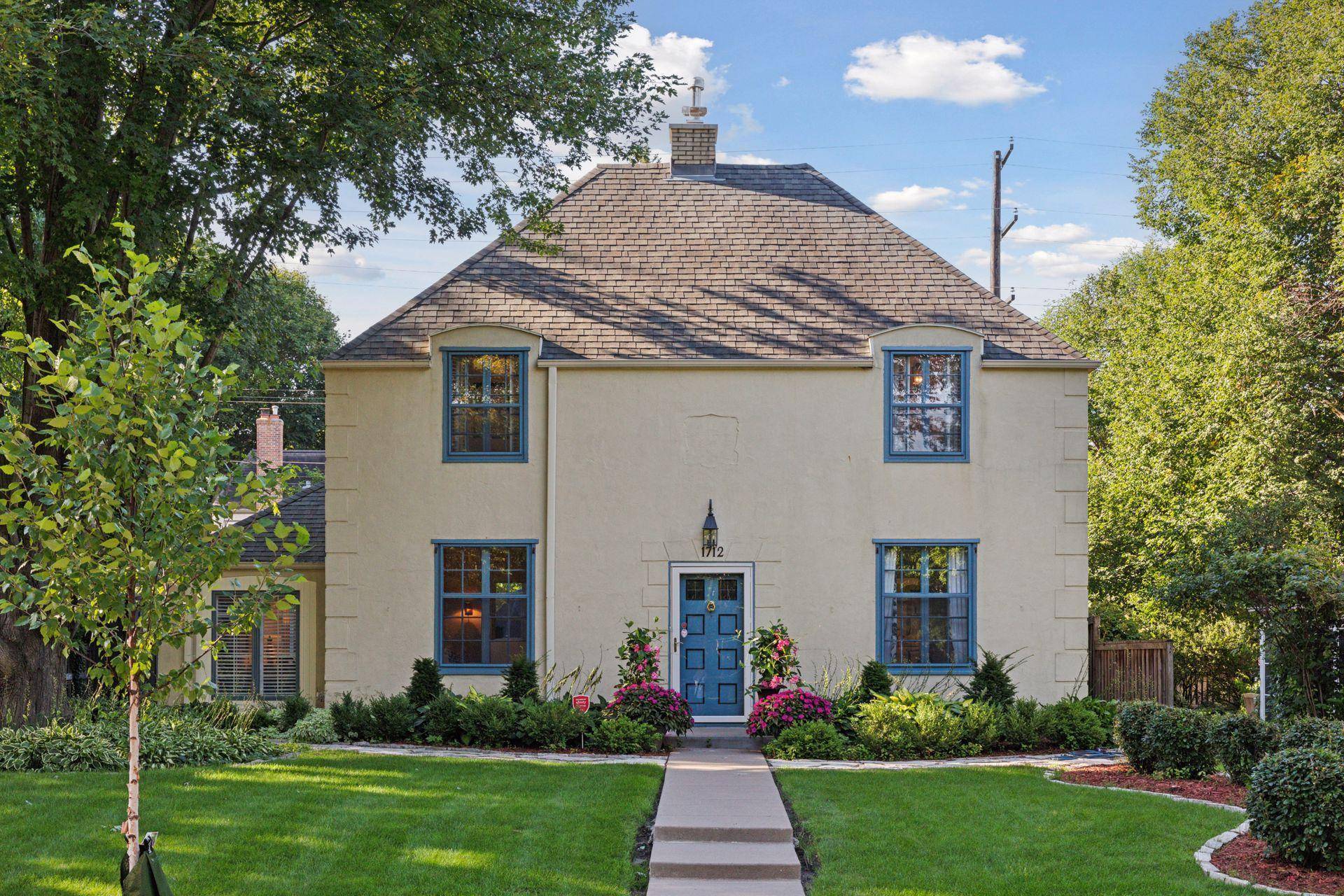 Saint Paul, MN 55116,1712 Highland Pkwy