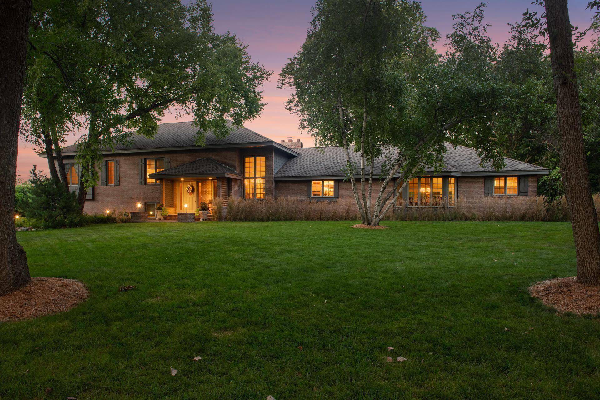 Wayzata, MN 55391,461 Peavey LN