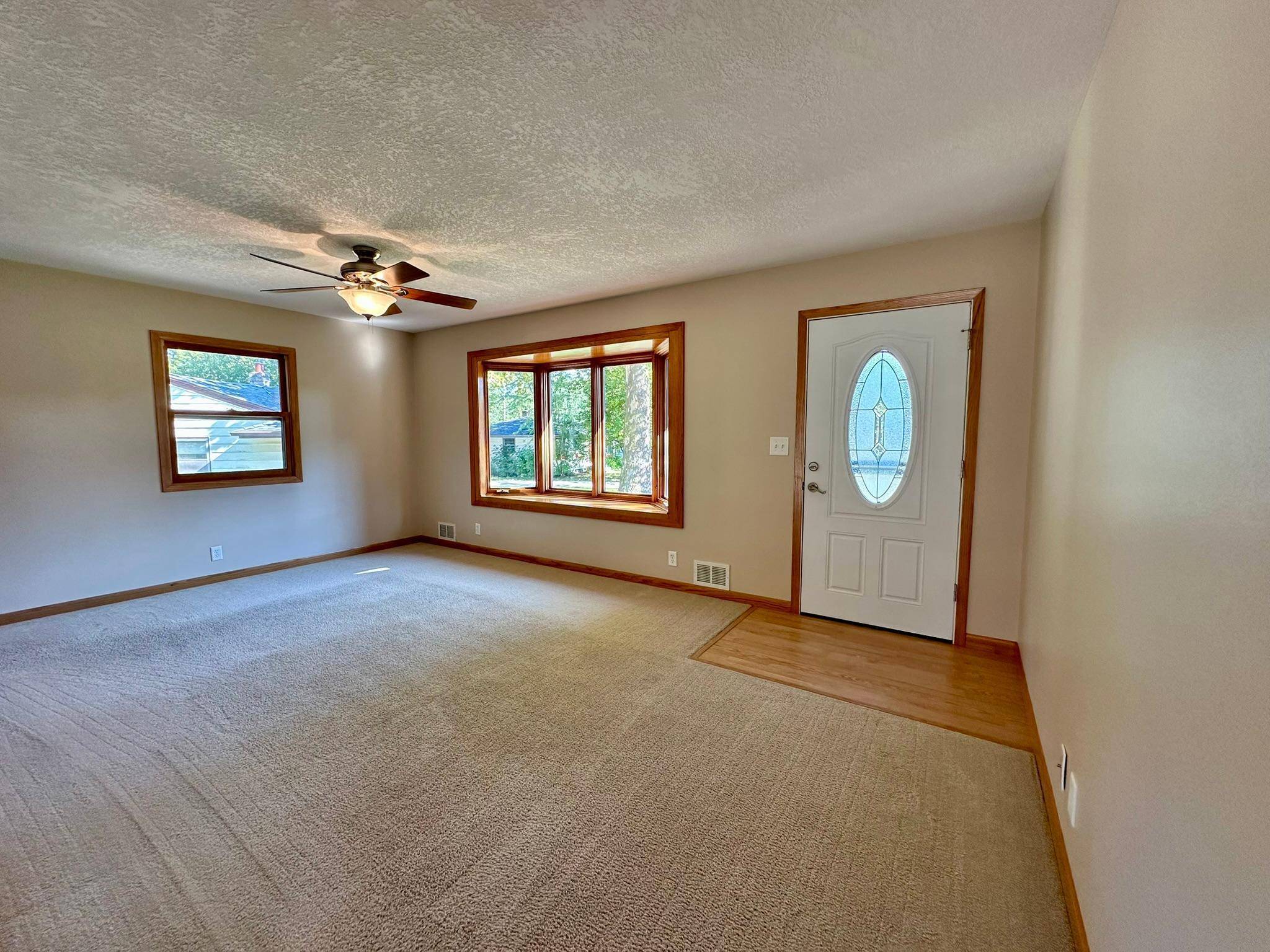 Woodbury, MN 55125,6190 Dell LN N