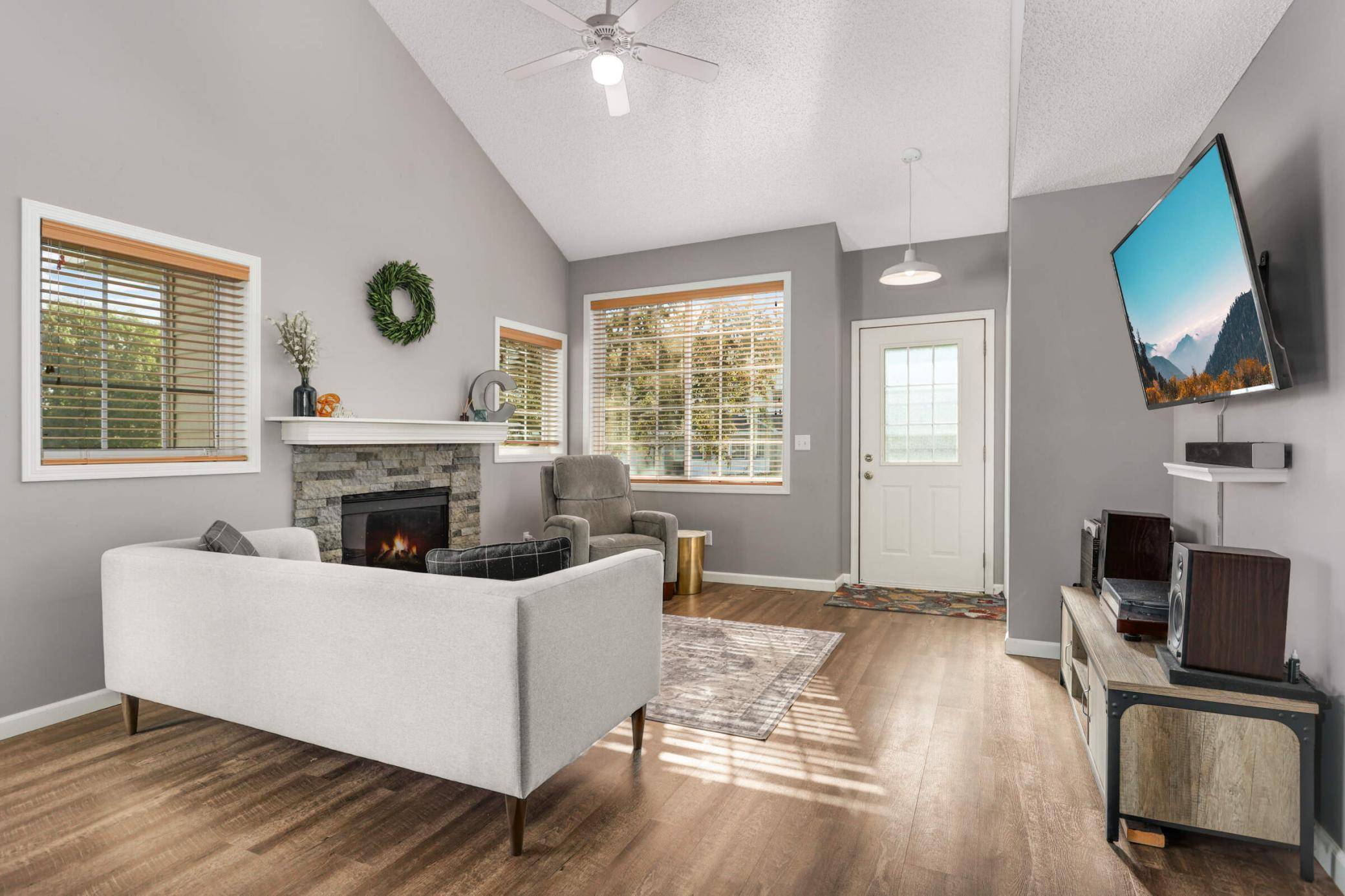 Lakeville, MN 55044,17602 Gillette WAY #2016
