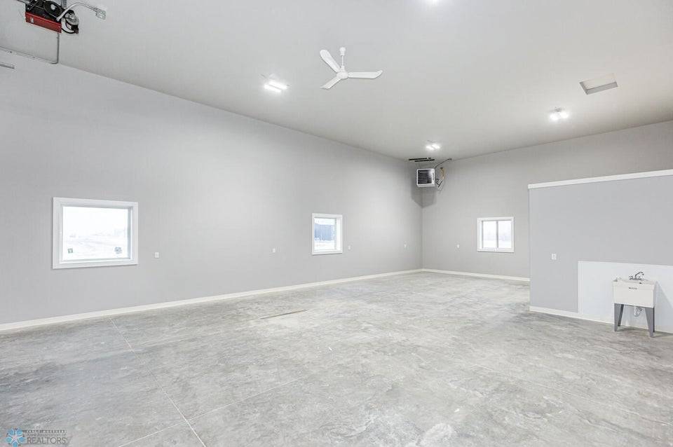 Horace, ND 58047,1004 5th ST E #107