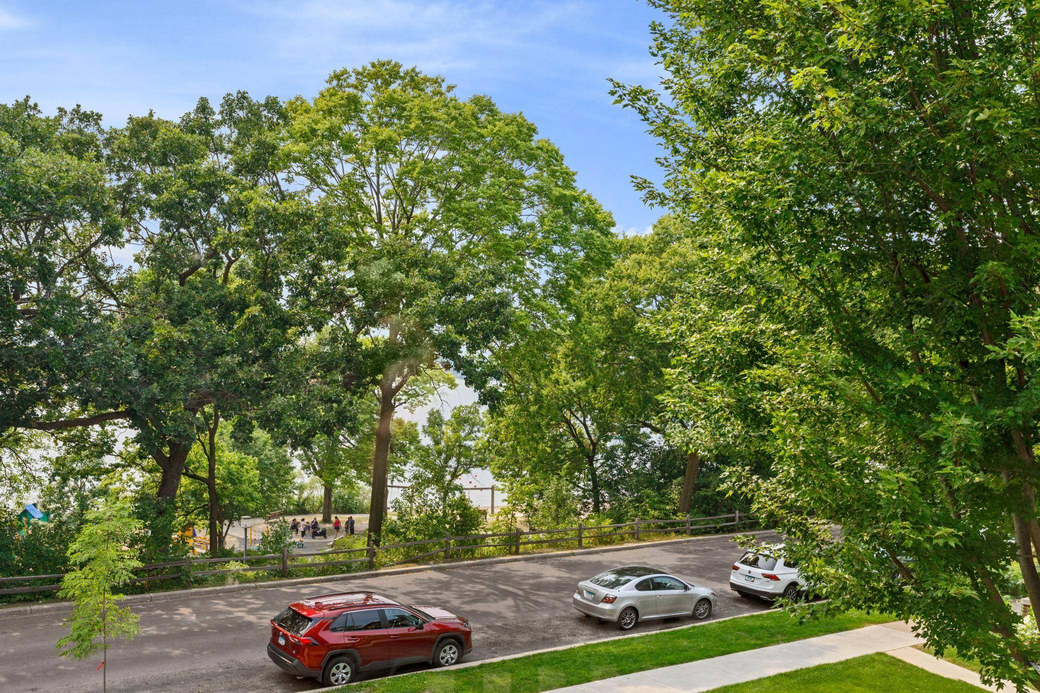 Minneapolis, MN 55408,3217 E Bde Maka Ska Parkway
