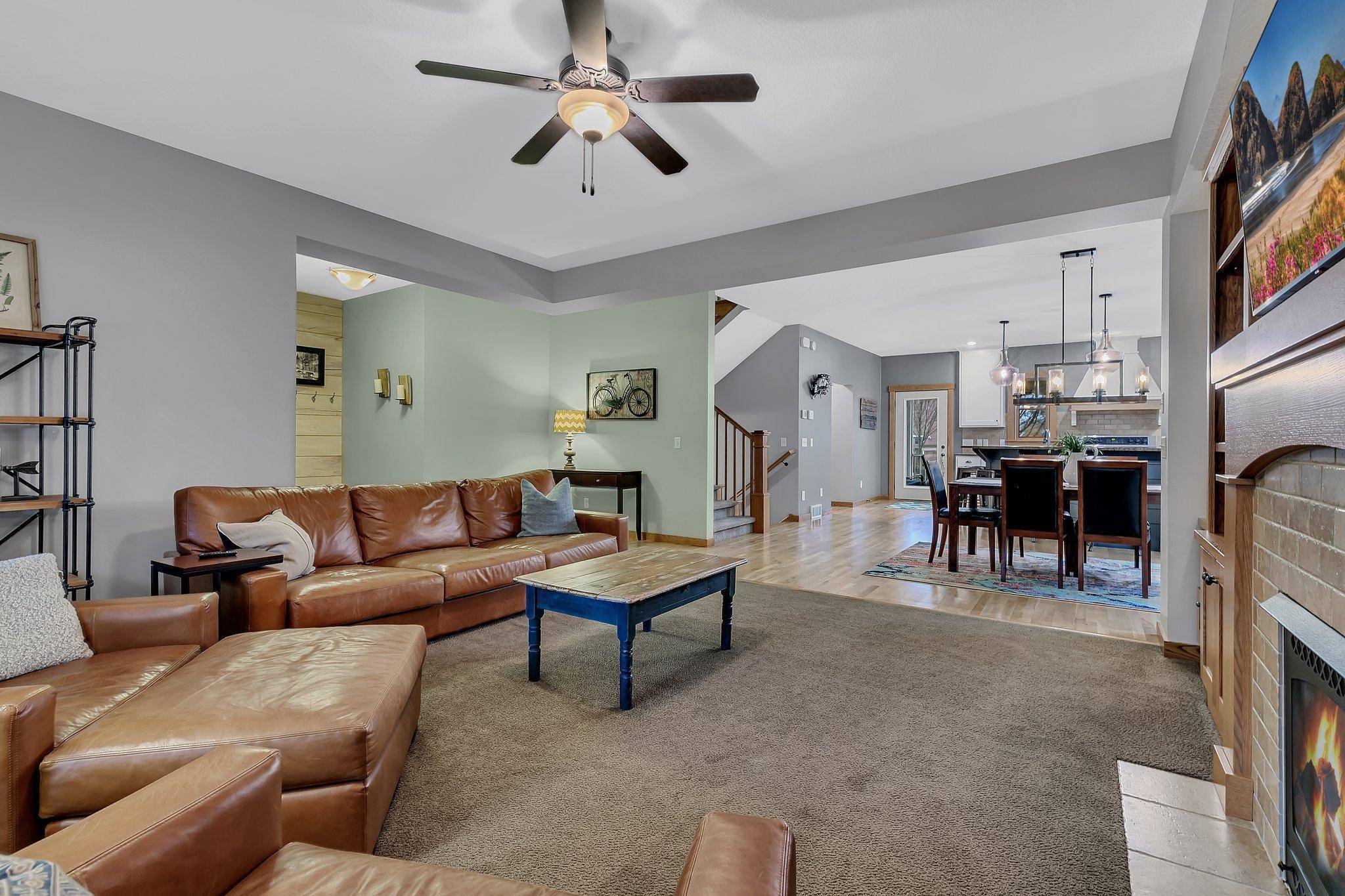 Sartell, MN 56377,912 21st AVE N