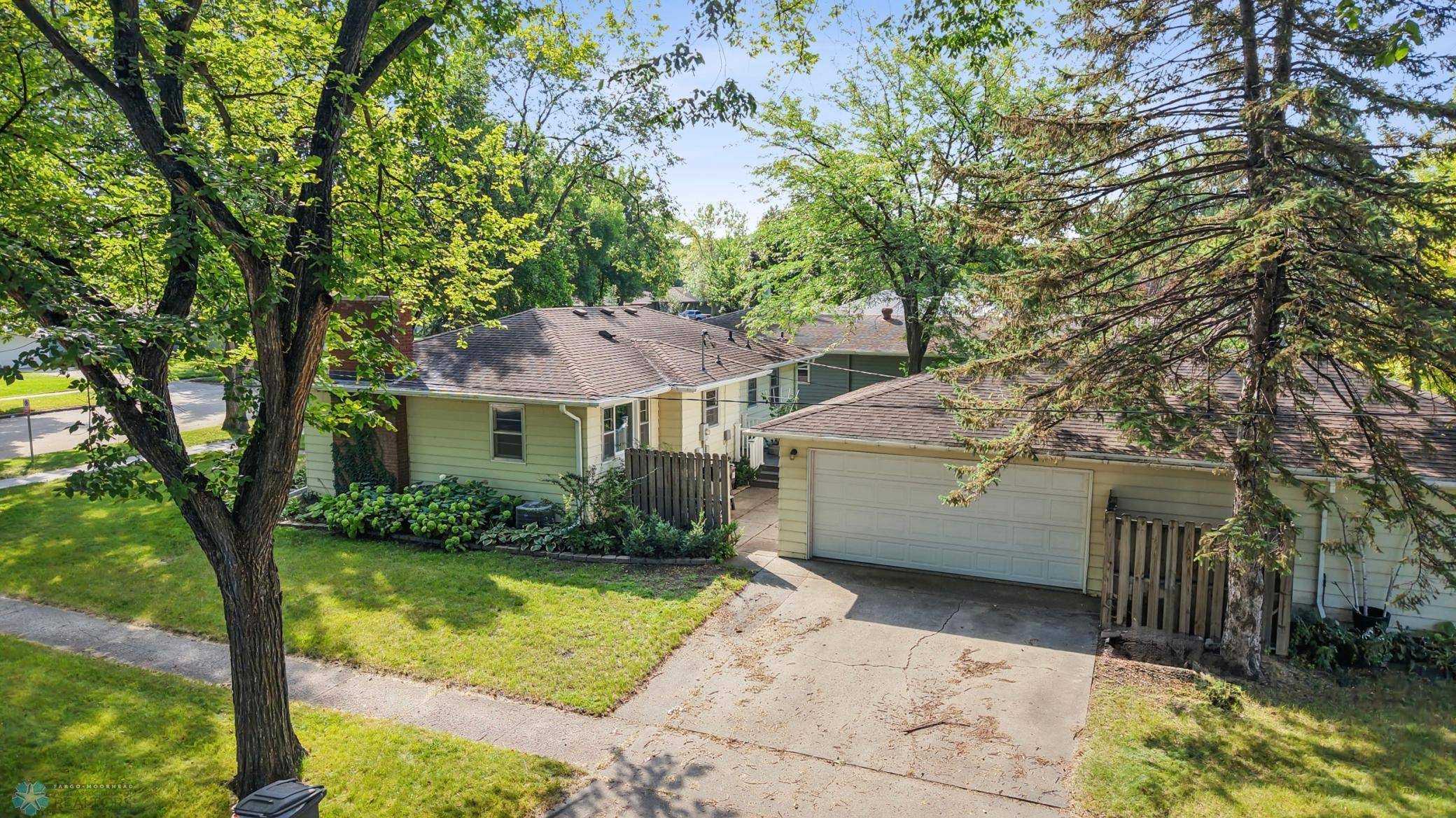 Moorhead, MN 56560,1803 6th ST S