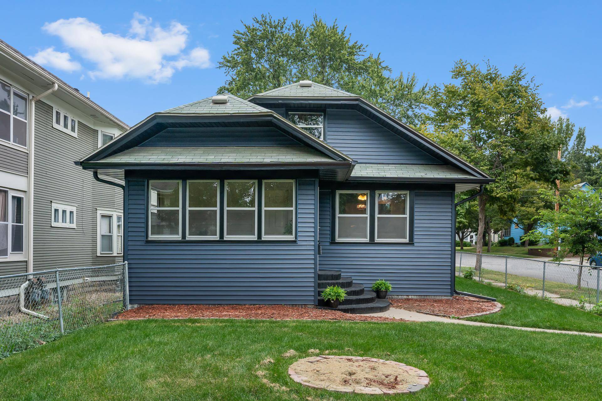 Saint Paul, MN 55106,995 Wakefield AVE