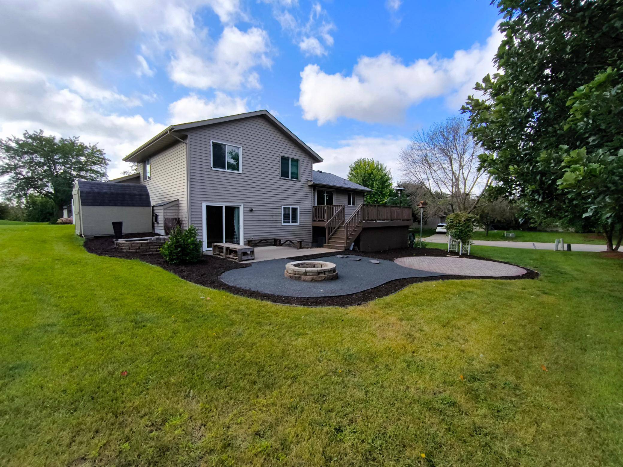 Chaska, MN 55318,705 Koehnen DR
