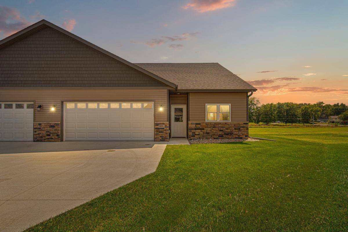 Janesville, MN 56048,611 Northwood PL