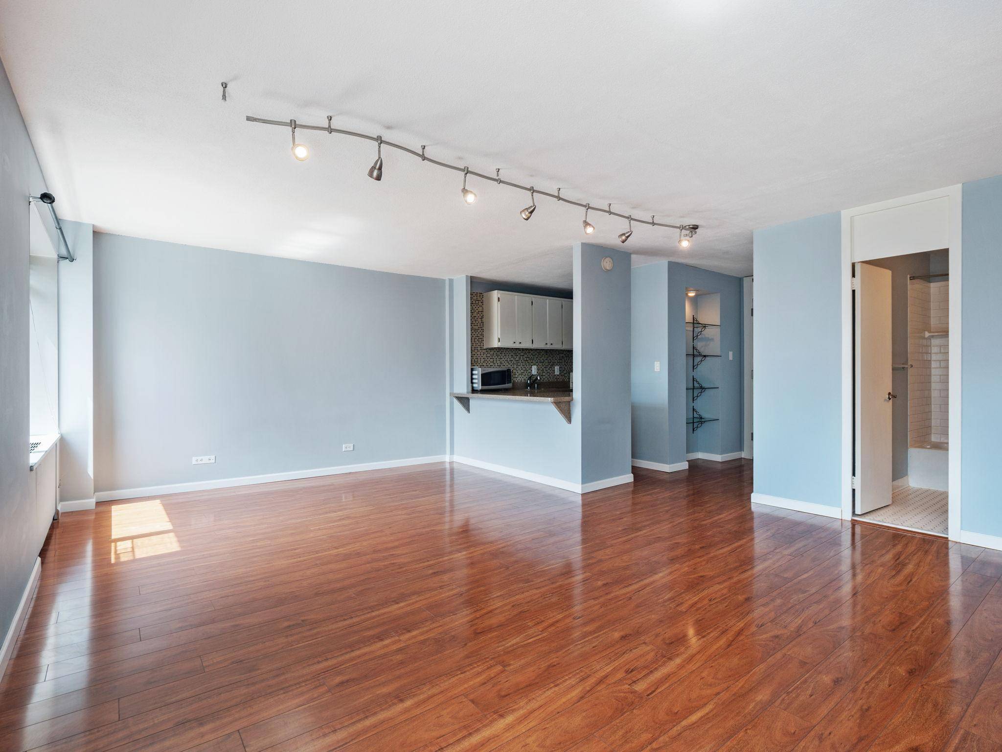 Minneapolis, MN 55401,19 S 1st ST #B1503