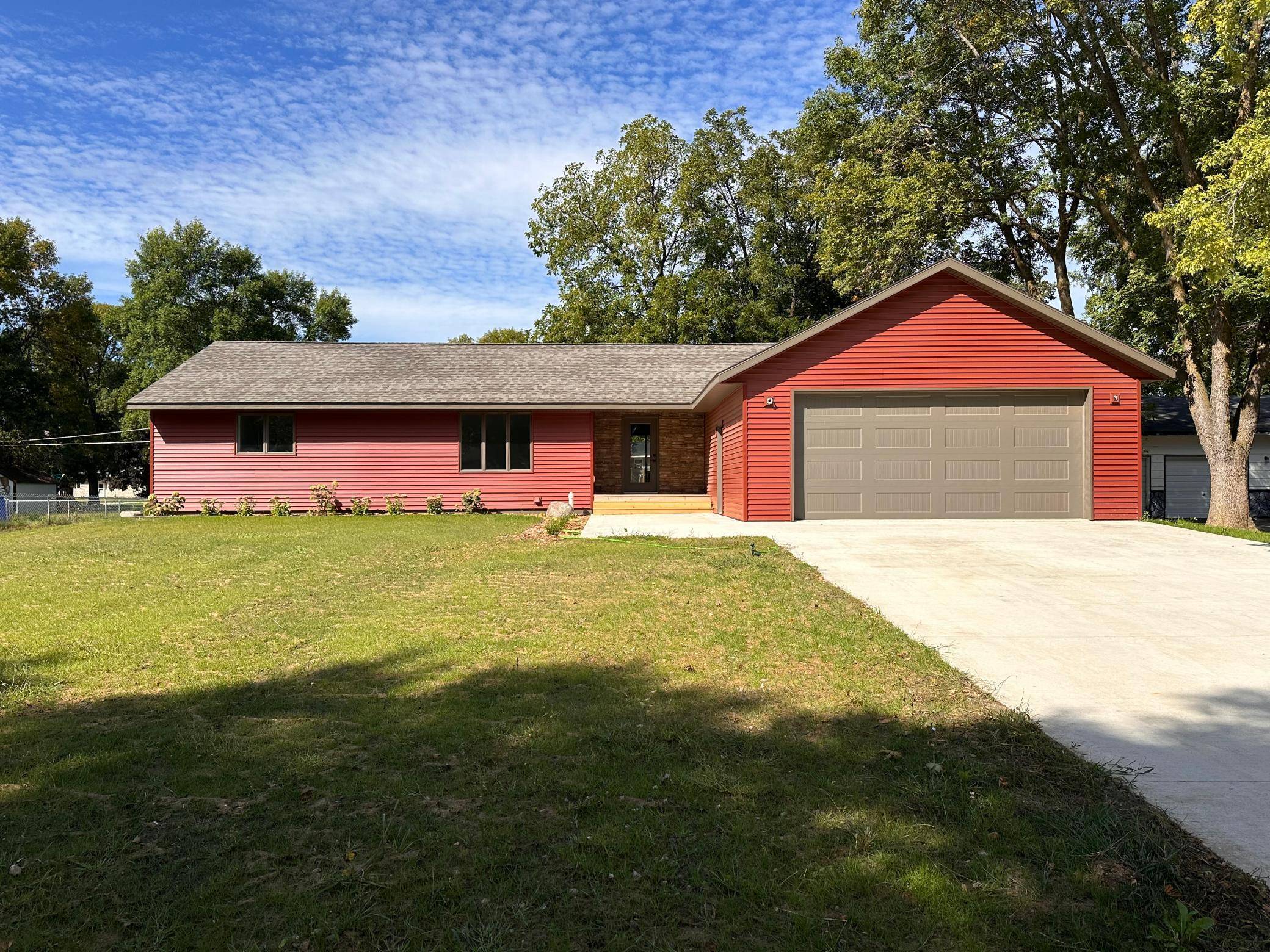 Atwater, MN 56209,404 Garfield ST N