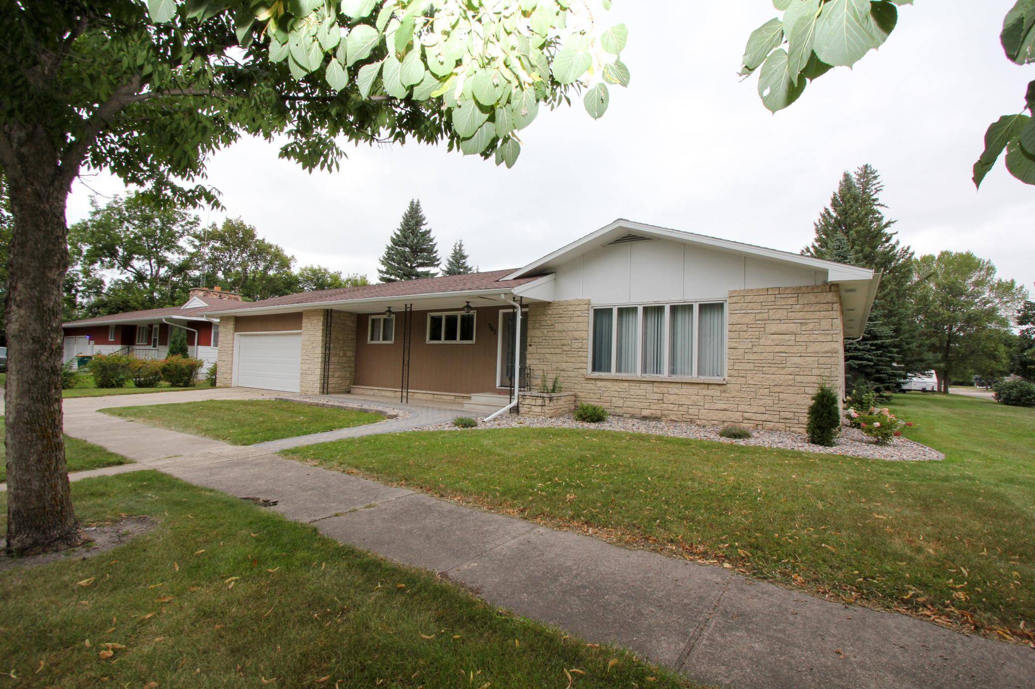 Argyle, MN 56713,303 W 1st ST