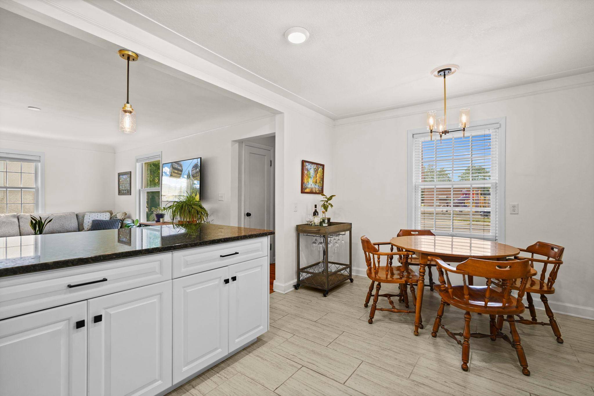 Minneapolis, MN 55417,5637 24th AVE S