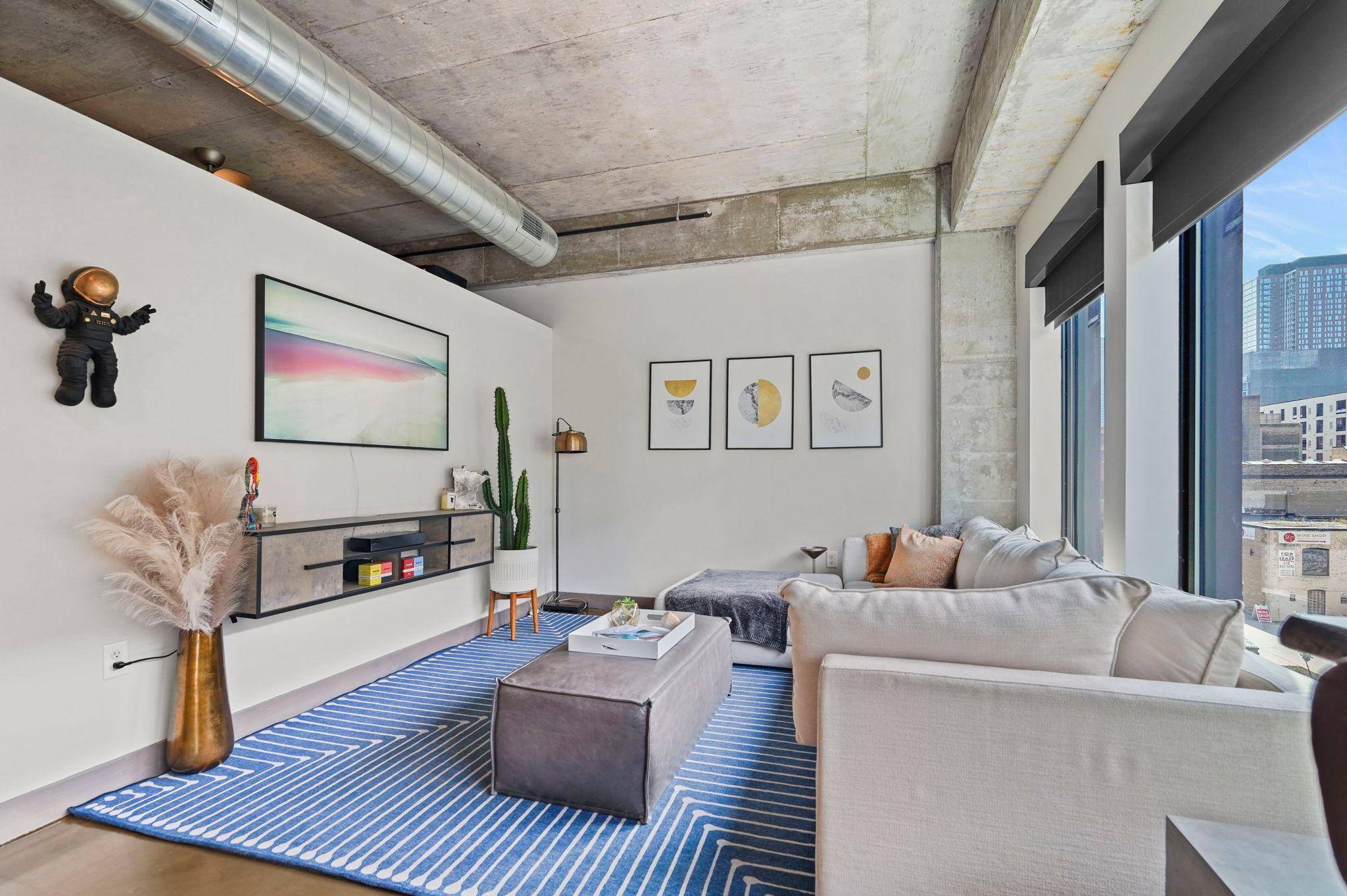 Minneapolis, MN 55401,728 3rd ST N #307