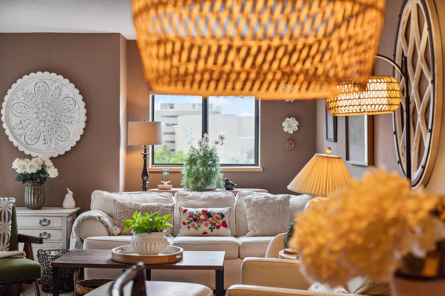 Saint Paul, MN 55101,78 10th ST E #604