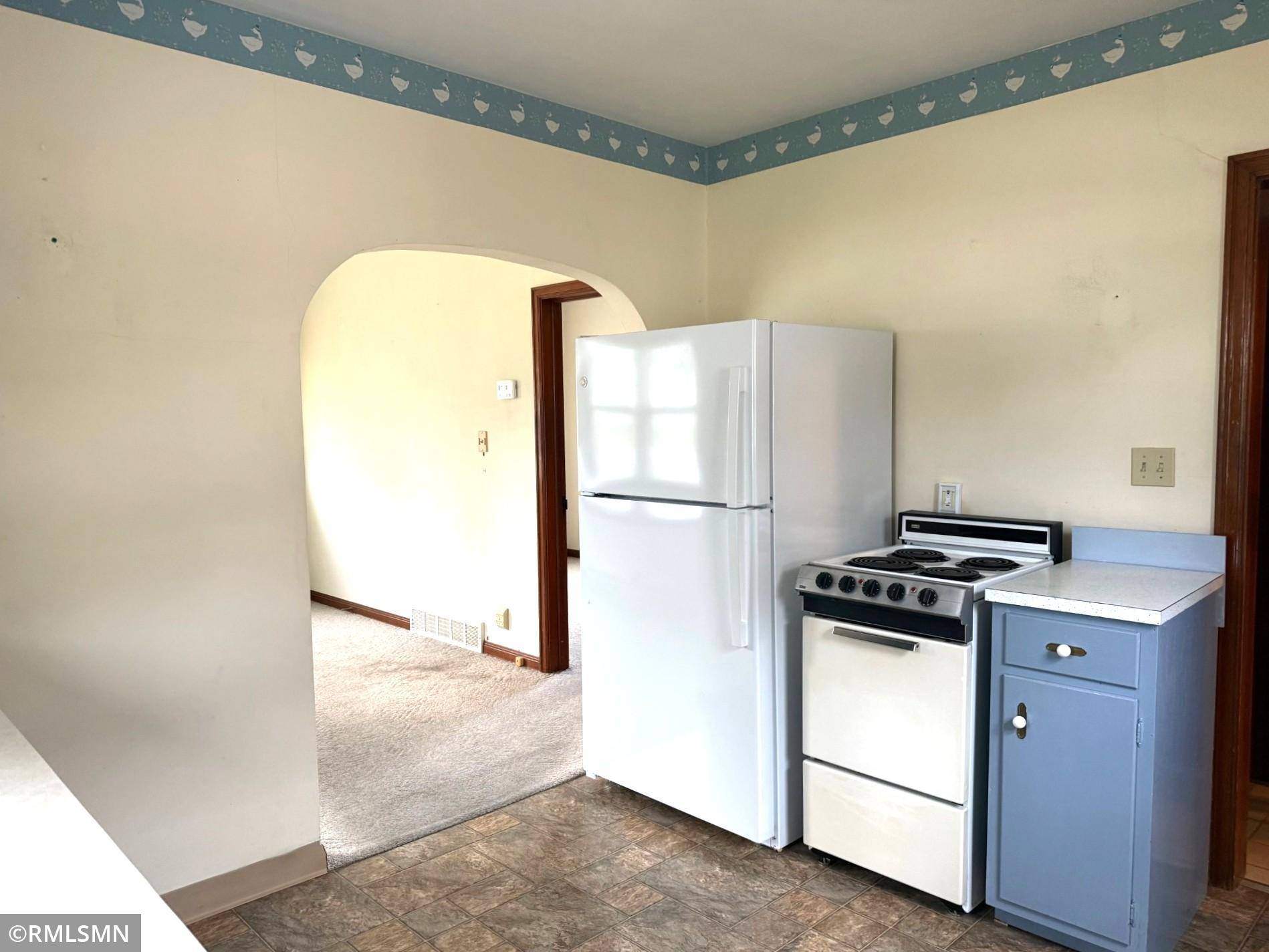 Adrian, MN 56110,200 W 6th ST