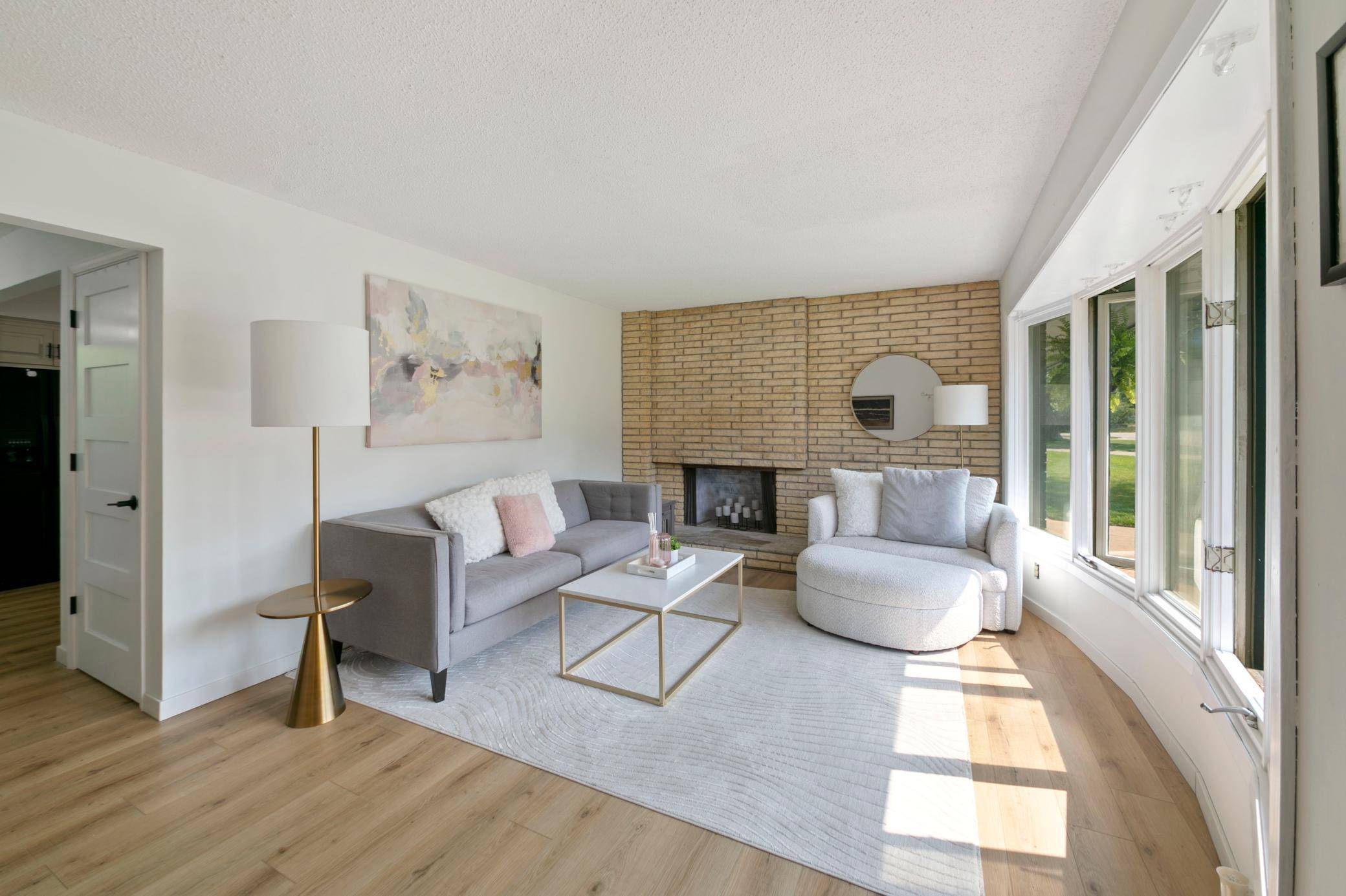 Shoreview, MN 55126,165 Hawes AVE