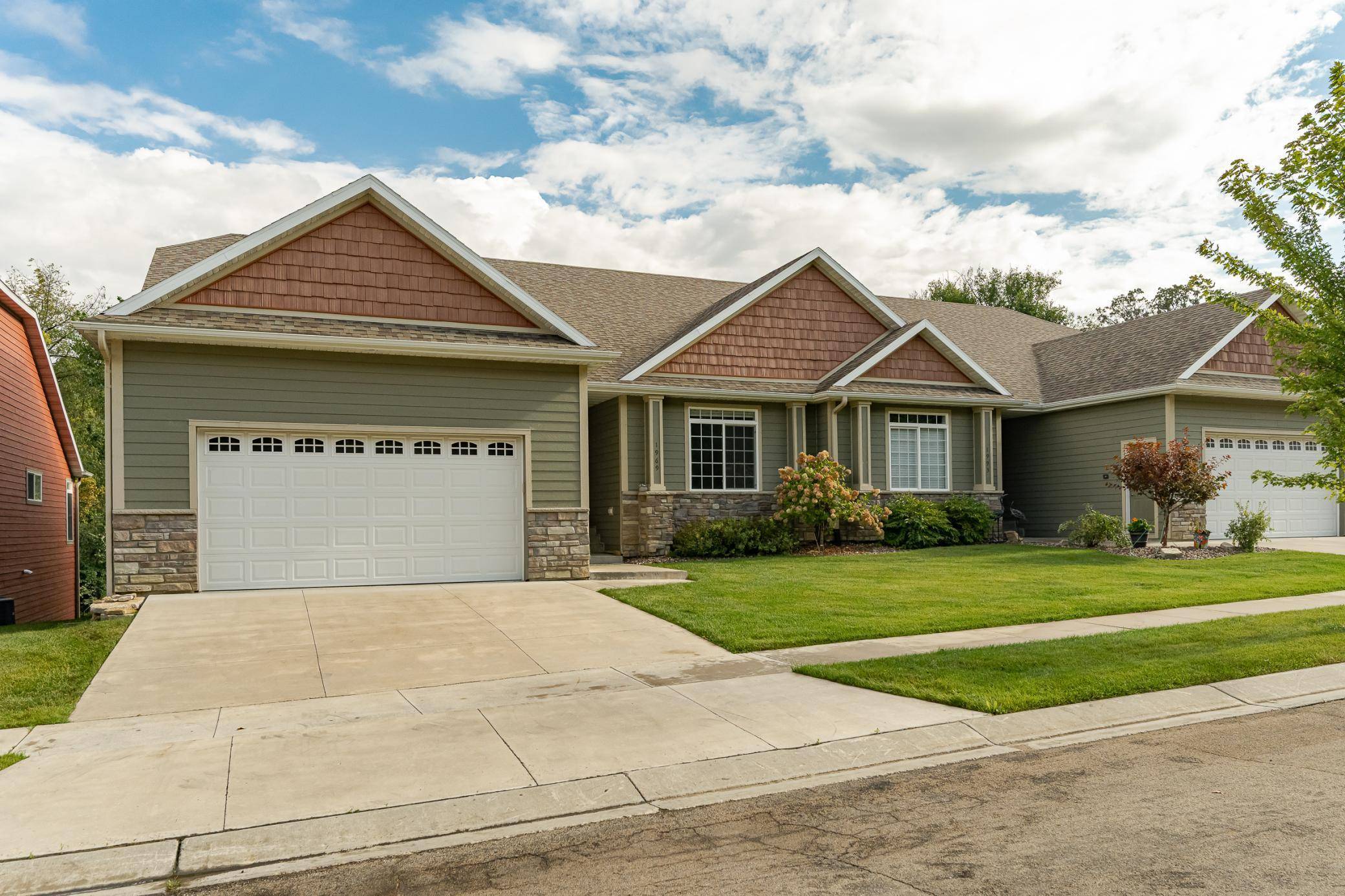 Rochester, MN 55906,1969 Alexander RD NE