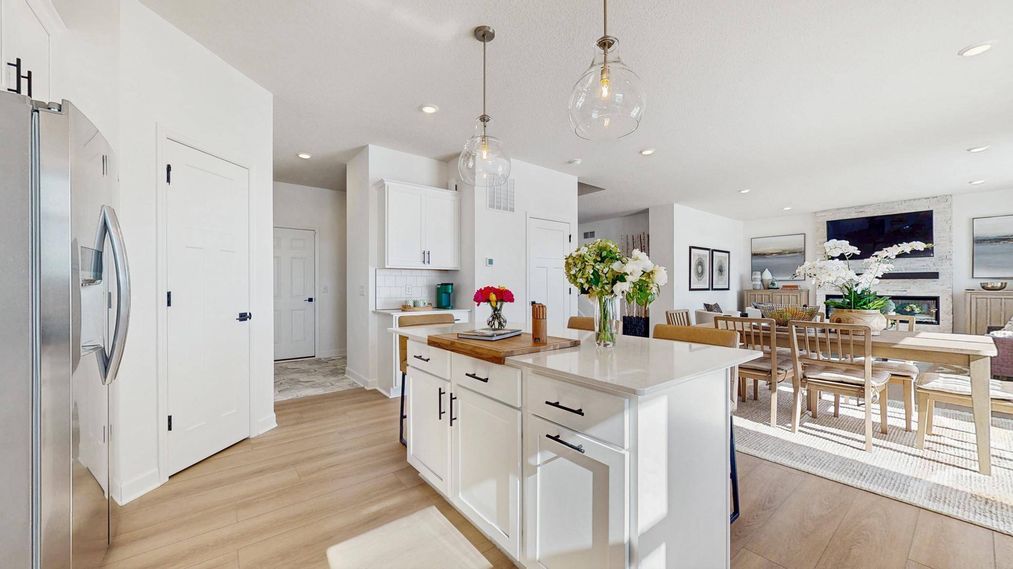 Elko New Market, MN 55020,9581 Lydia LN