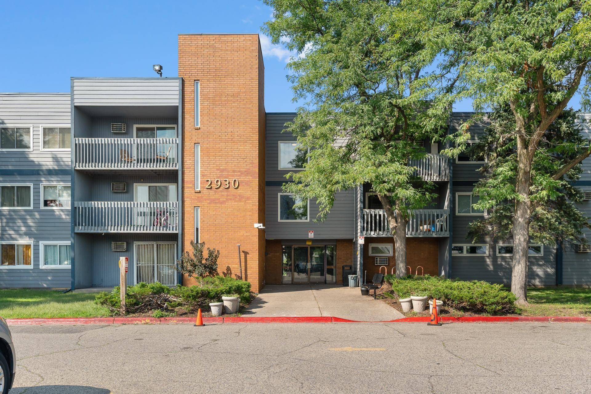 Minneapolis, MN 55408,2930 Blaisdell AVE #228
