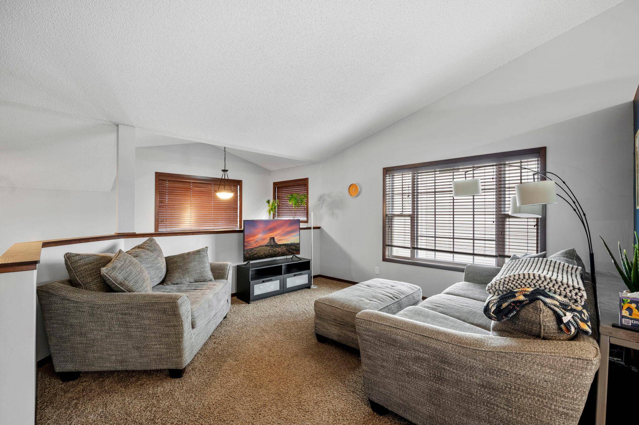 Shakopee, MN 55379,1679 Nordland ST