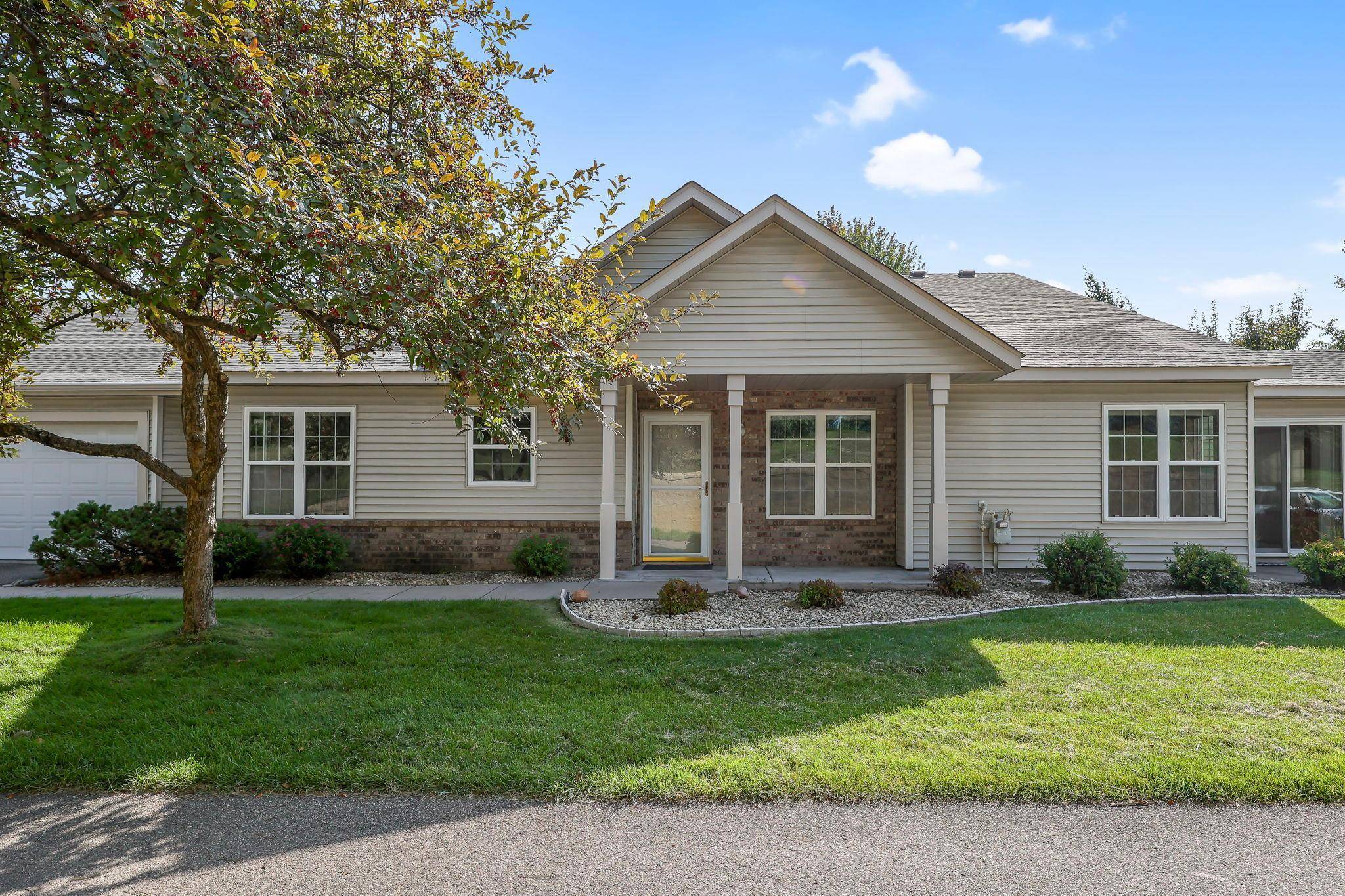Mahtomedi, MN 55115,169 Wedgewood DR #0