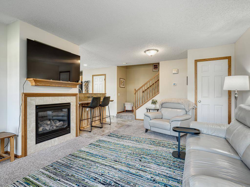 Hugo, MN 55038,5091 149th ST N #1