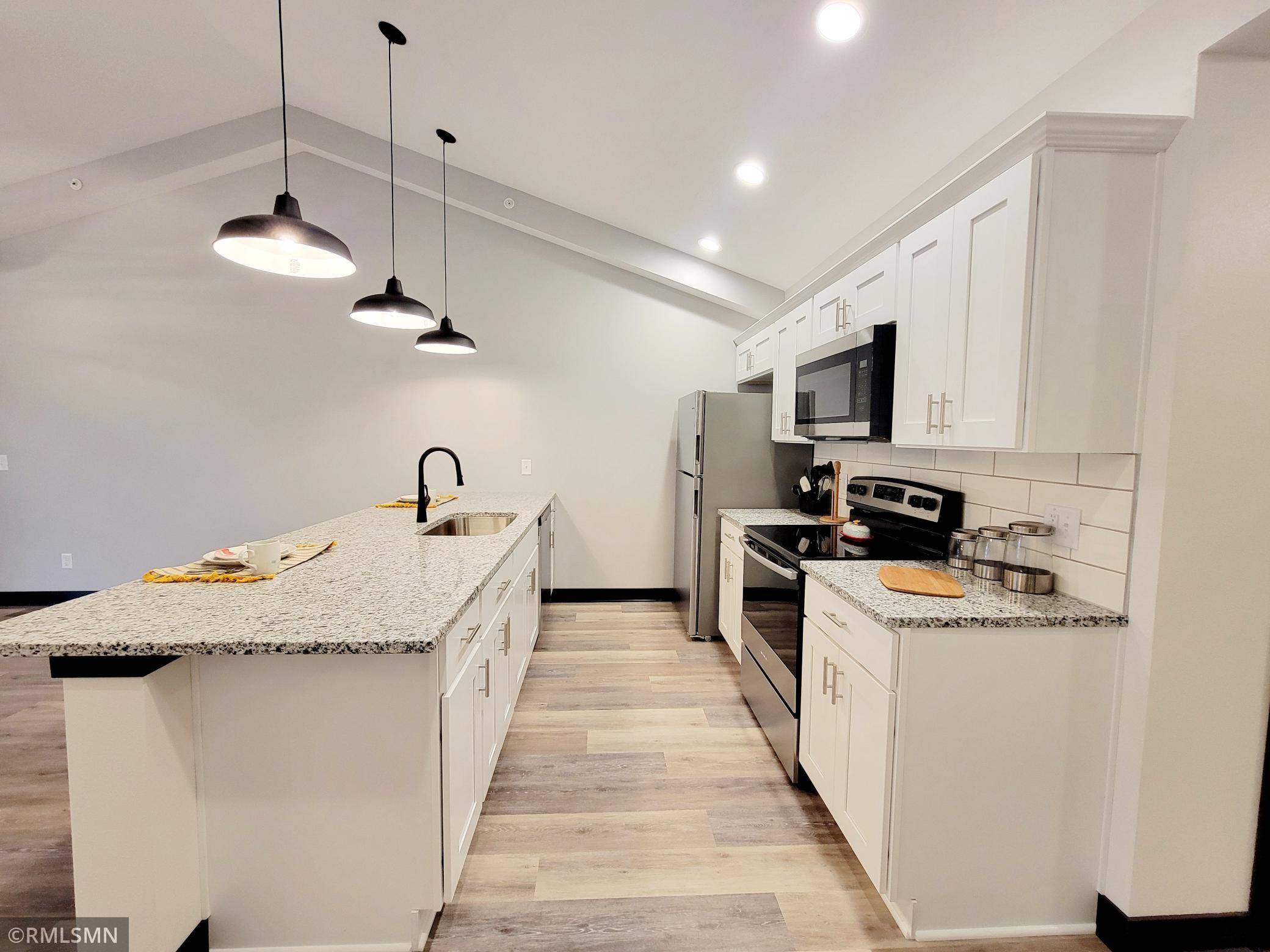 Montgomery, MN 56069,914 Katelyn CIR NE