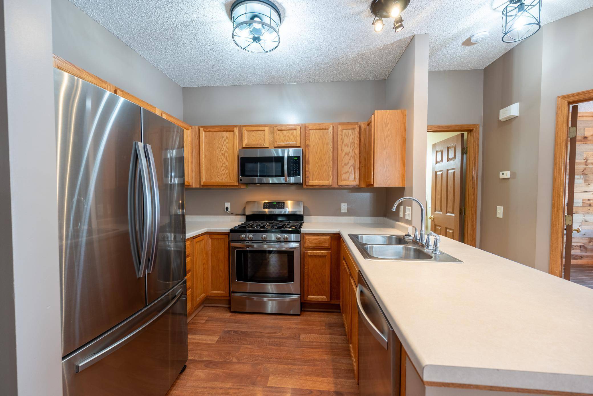 Cottage Grove, MN 55016,6814 Meadow Grass LN S