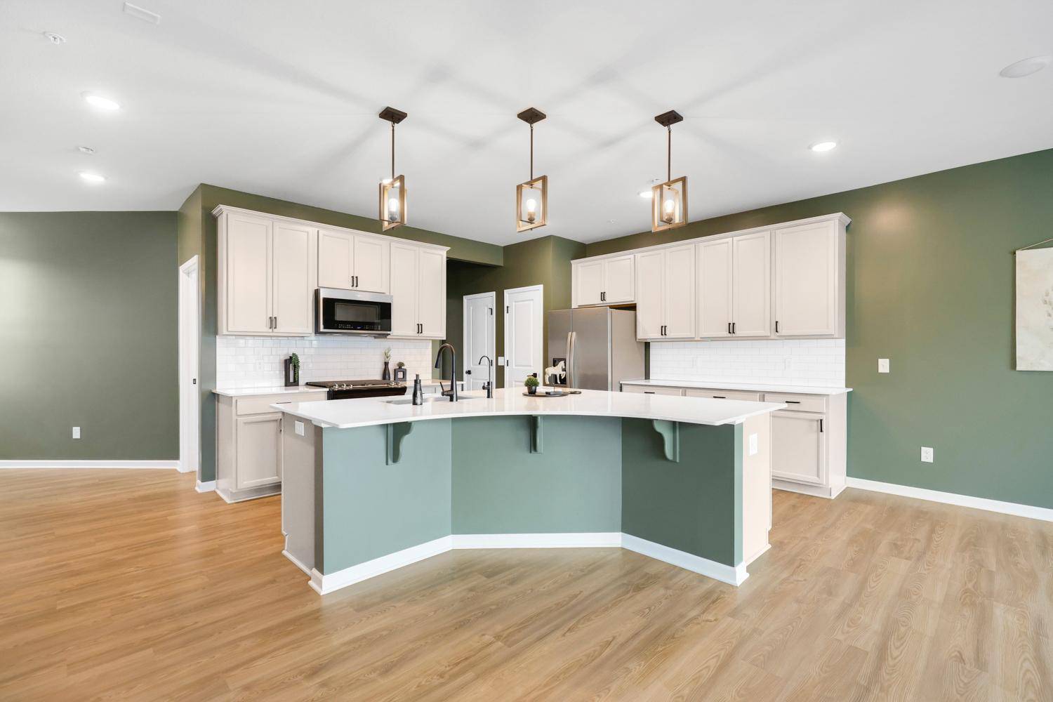 Shakopee, MN 55379,2585 Paddock Path