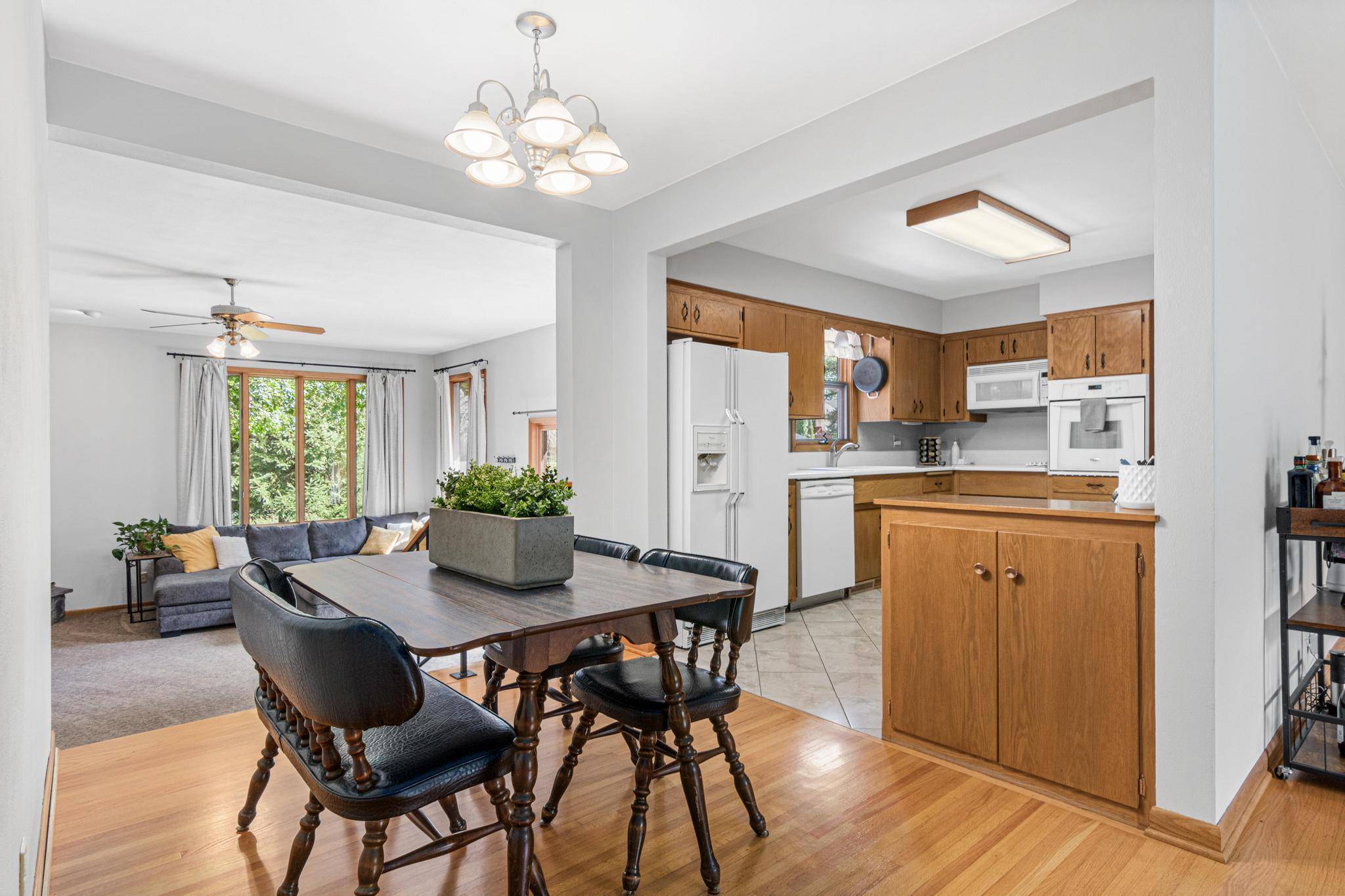 Roseville, MN 55113,2802 Marion ST