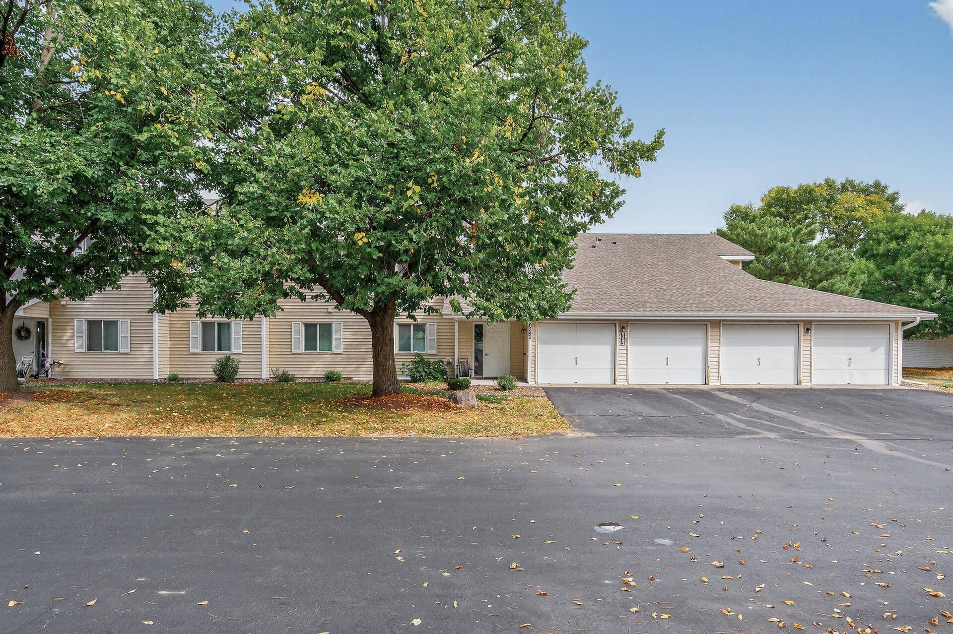 Maple Grove, MN 55369,6242 Magda DR #C