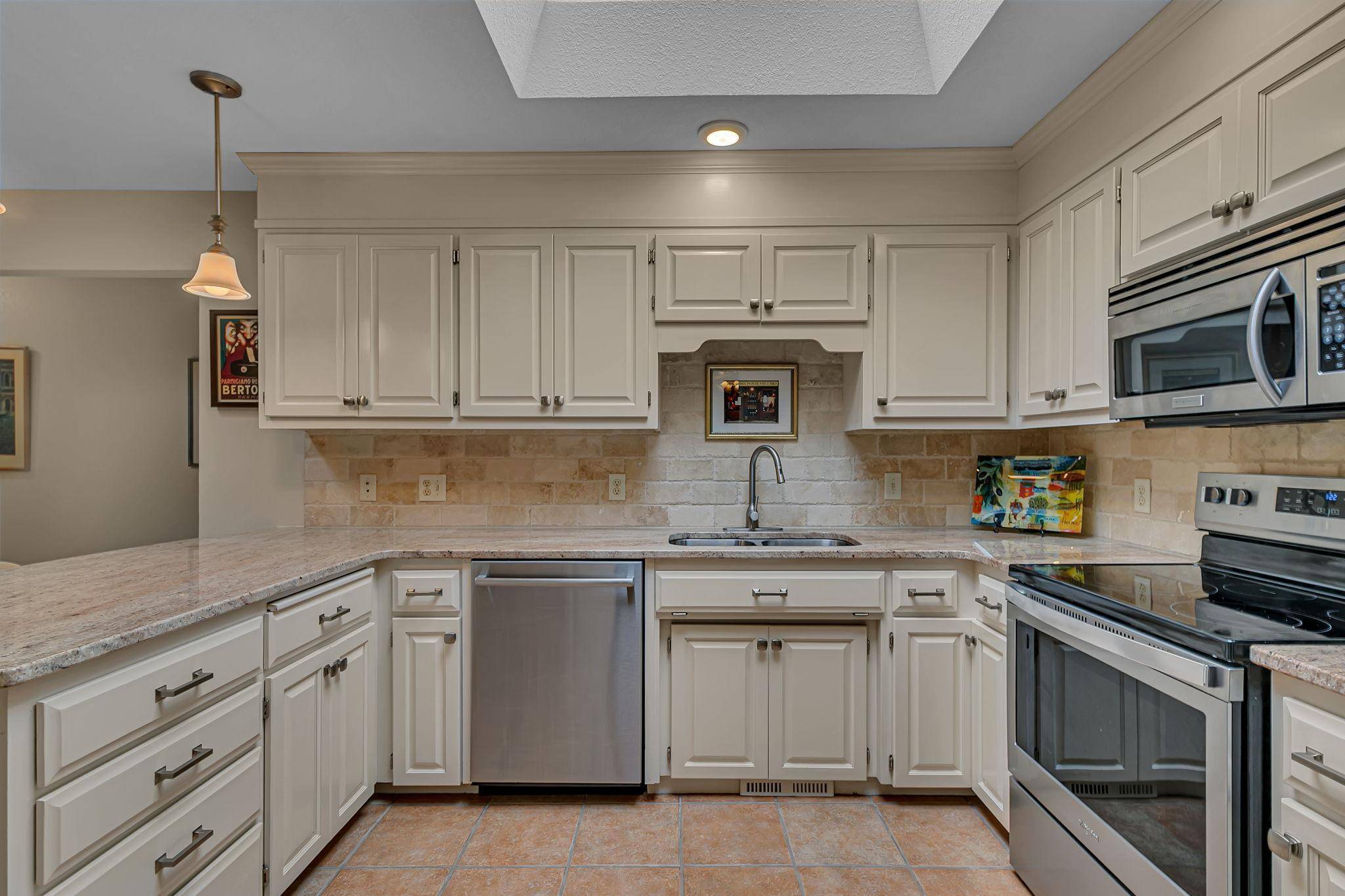 Saint Cloud, MN 56301,261 Park AVE S