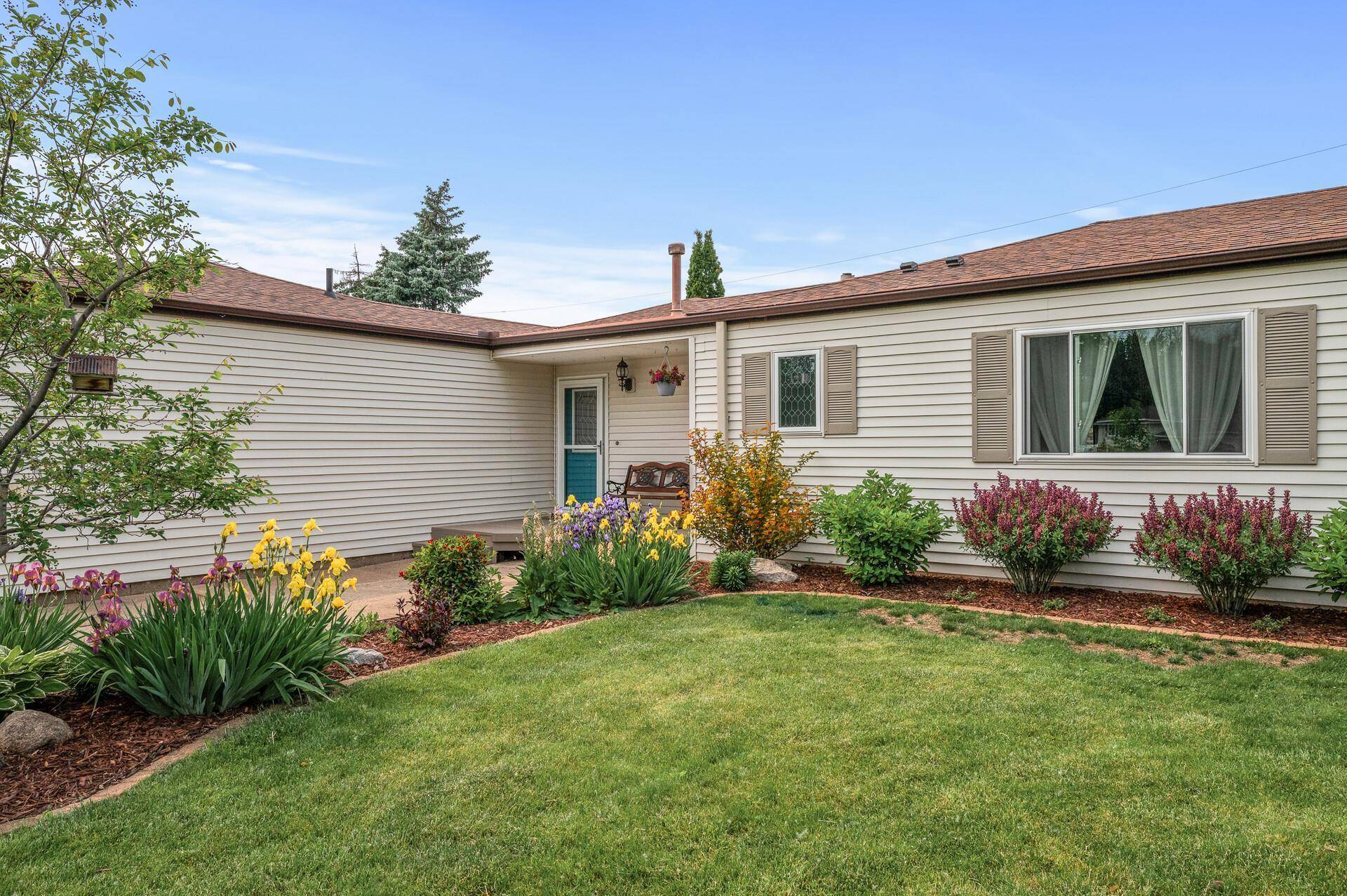Eagan, MN 55122,3973 Beryl RD