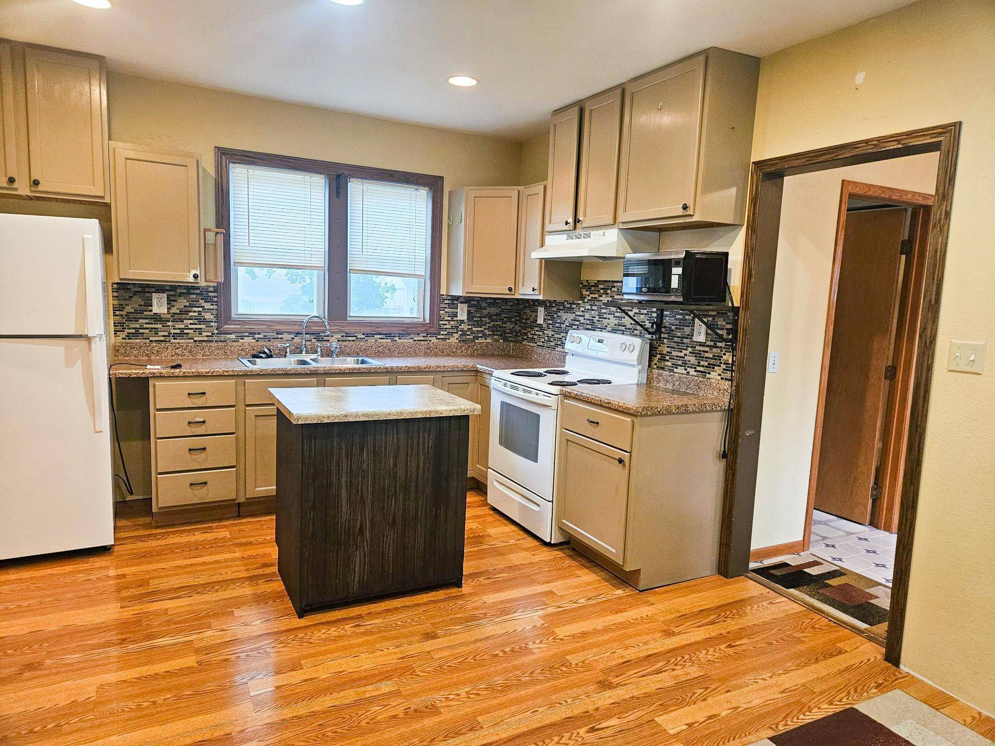 Holt, MN 56738,35 State ST