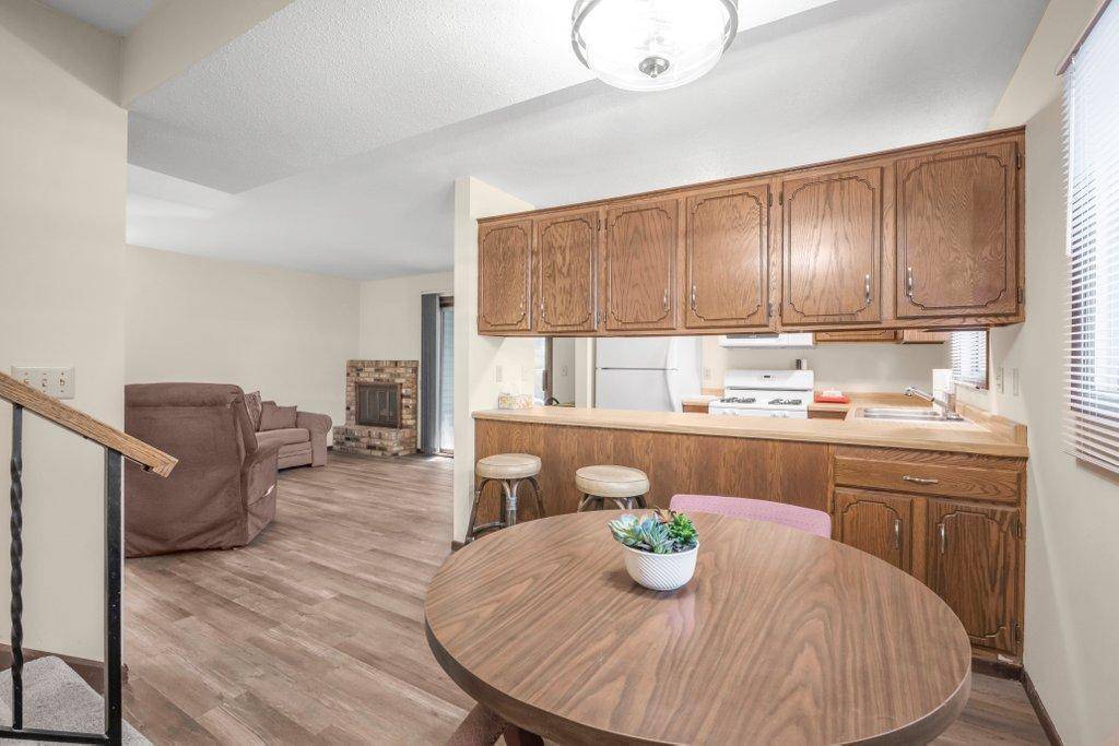 Fridley, MN 55432,5516 E Bavarian PASS