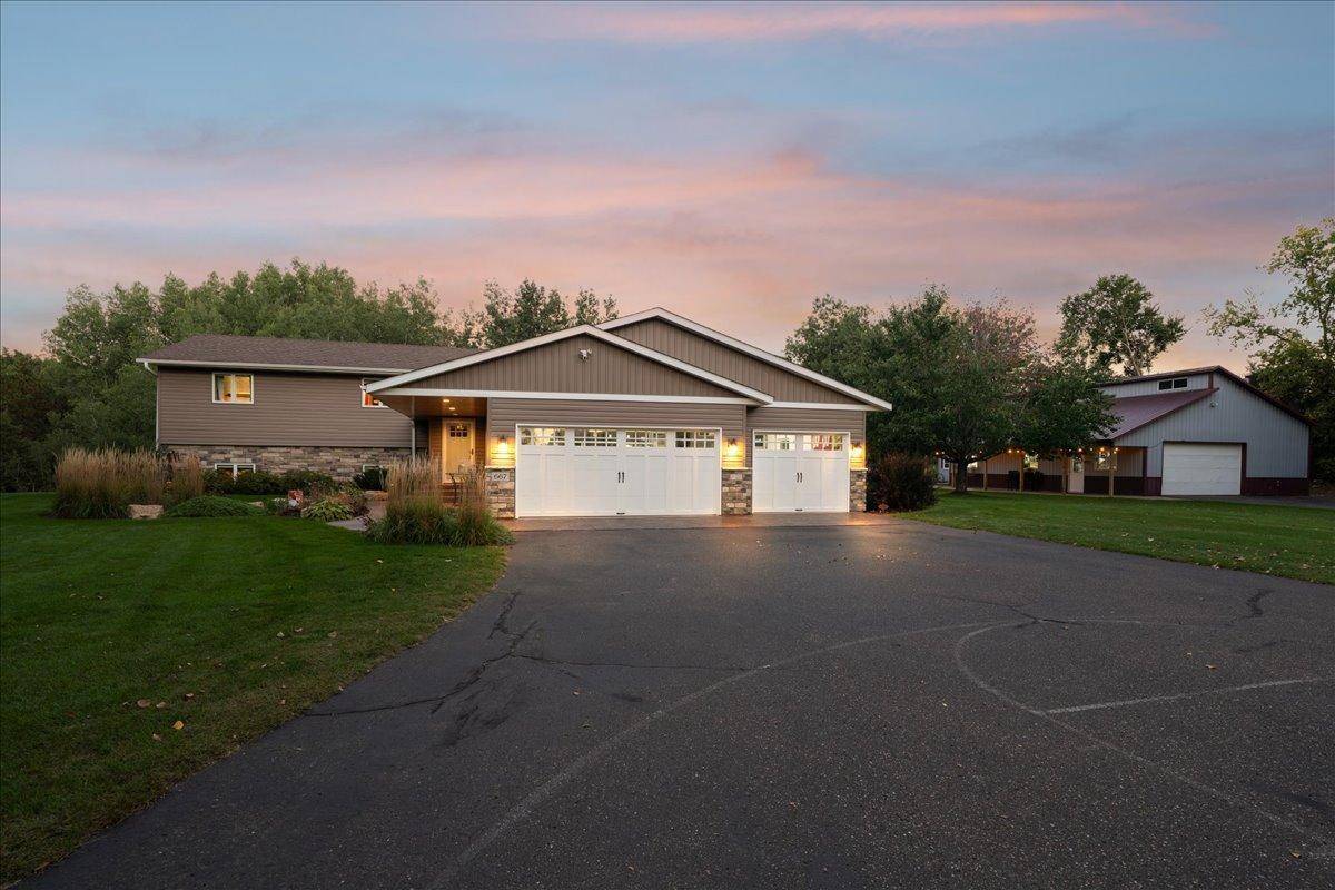 Hudson, WI 54016,667 Red Maple LN