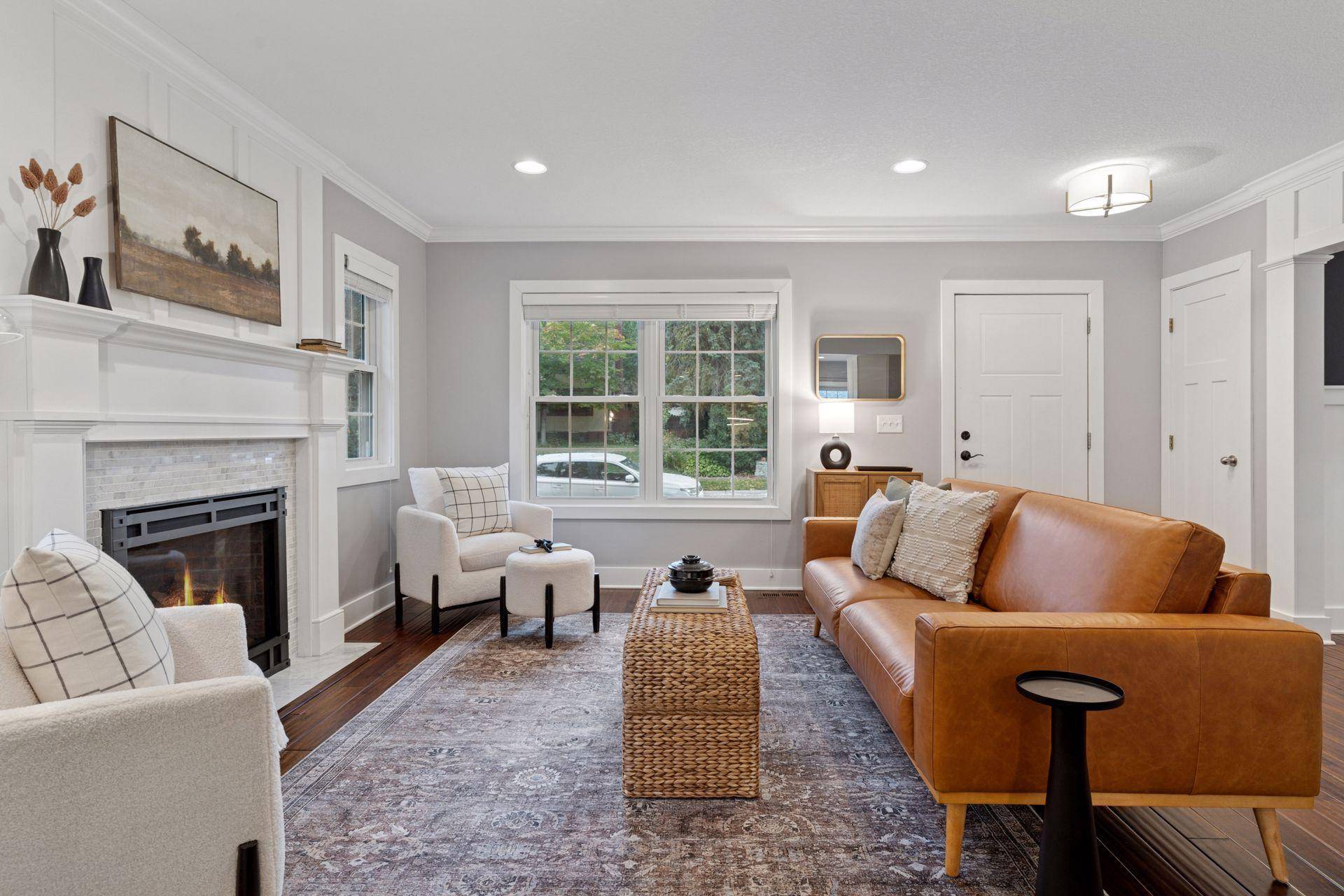 Saint Paul, MN 55105,1852 James AVE