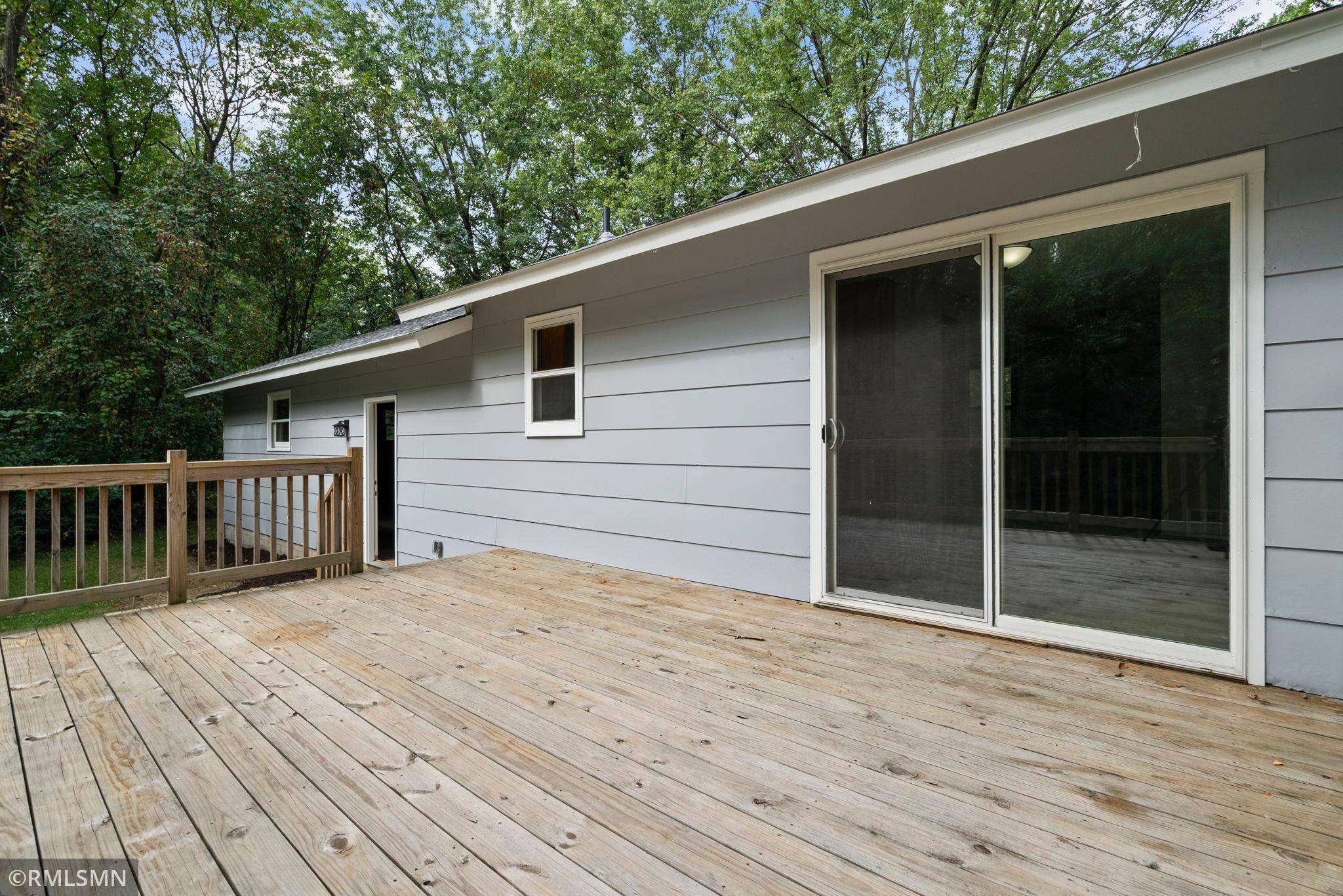 North Branch, MN 55056,9692 283rd LN NE