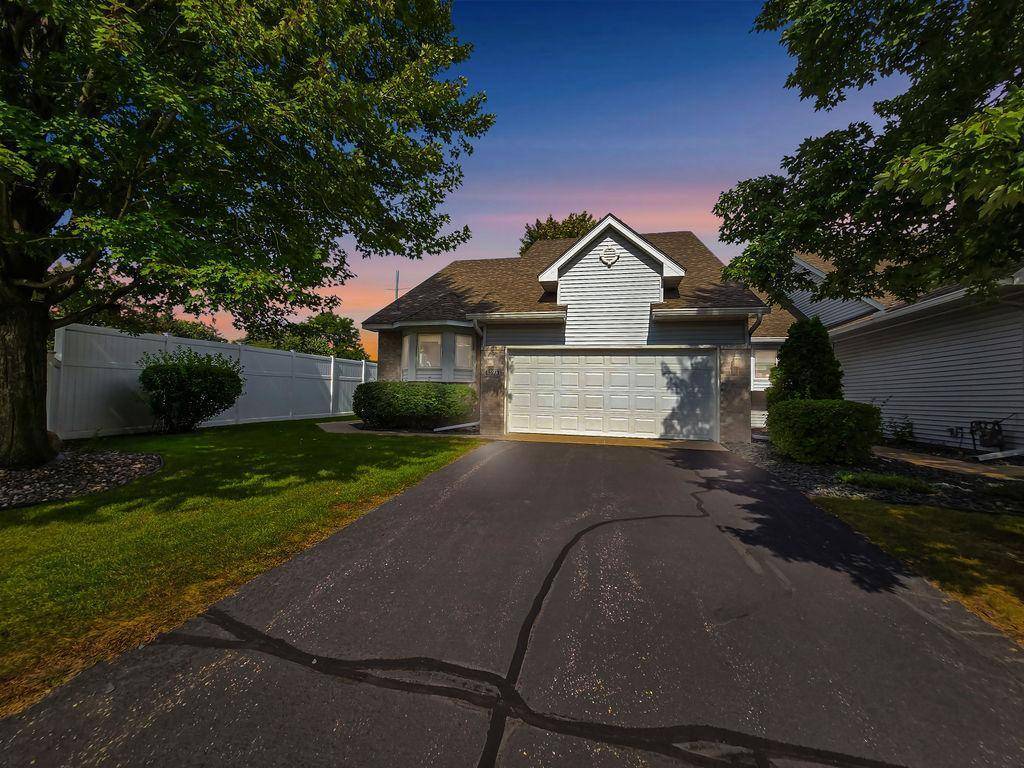 Coon Rapids, MN 55448,1593 126th LN NW