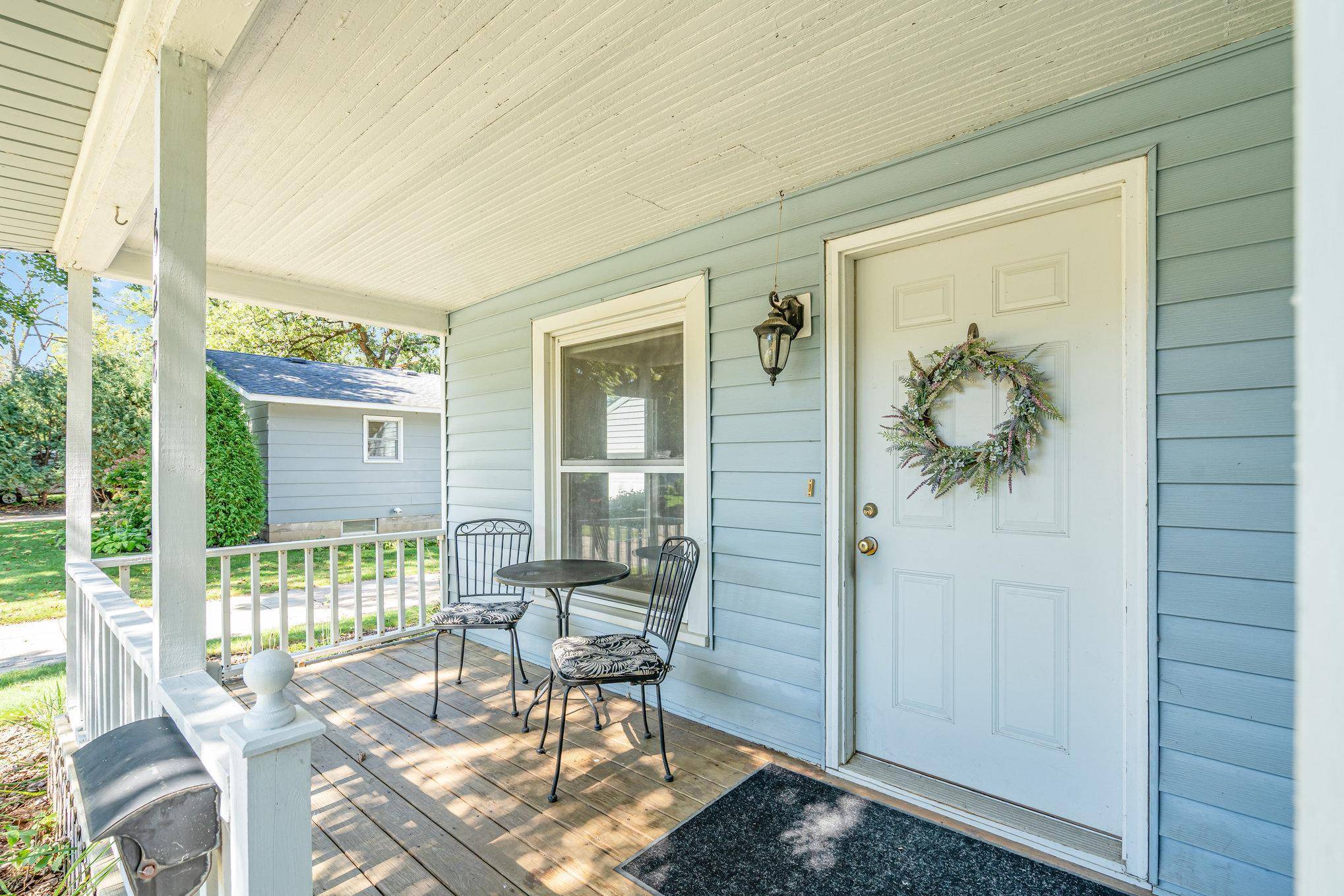 Hastings, MN 55033,628 4th ST W