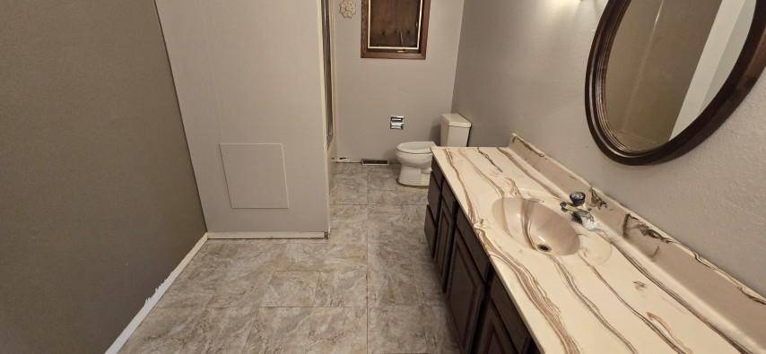 Marshall, MN 56258,503 Hawthorne DR