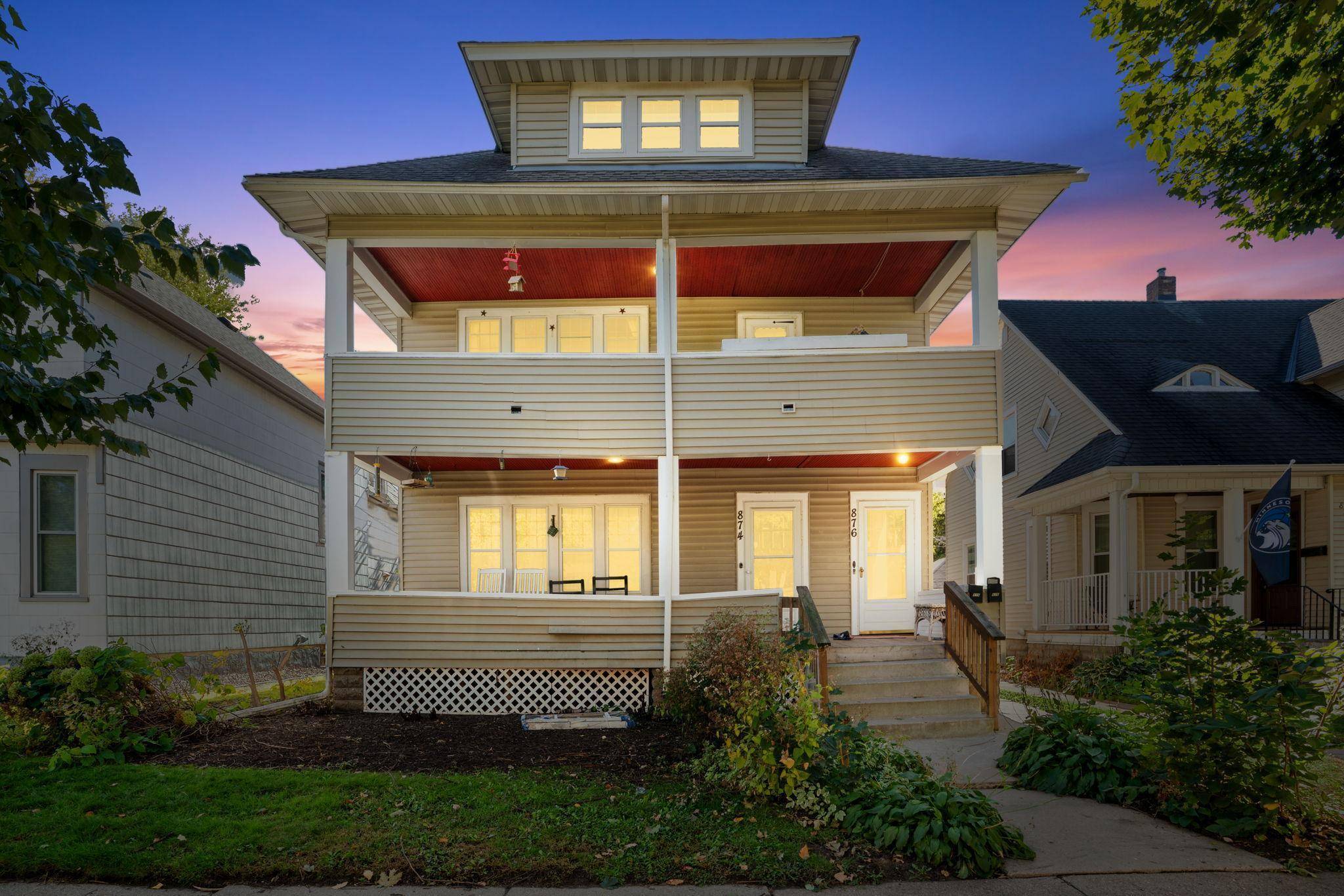 Saint Paul, MN 55104,876 Charles AVE