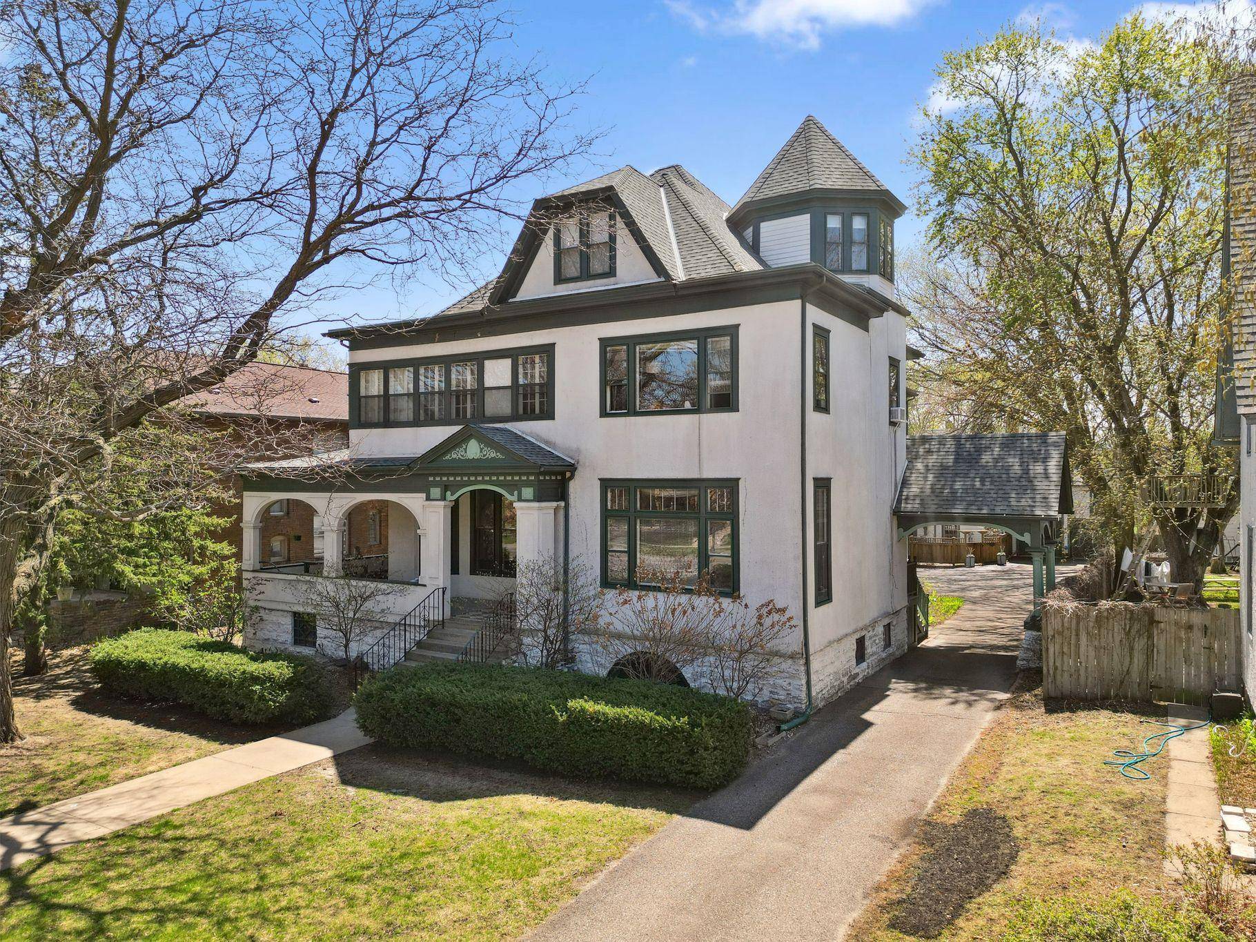 Saint Paul, MN 55105,710 Summit AVE #4