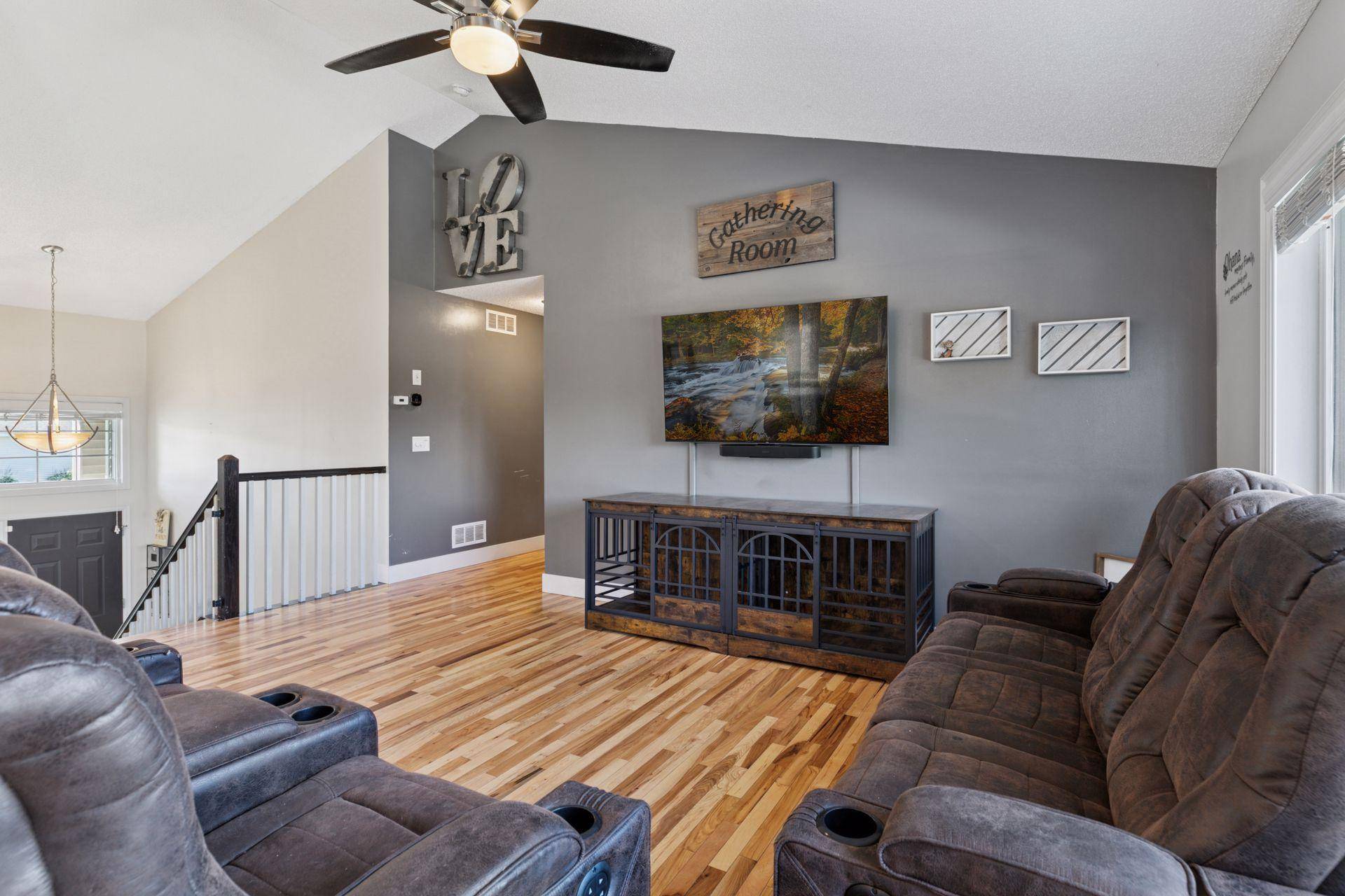 Belle Plaine, MN 56011,212 E Century ST