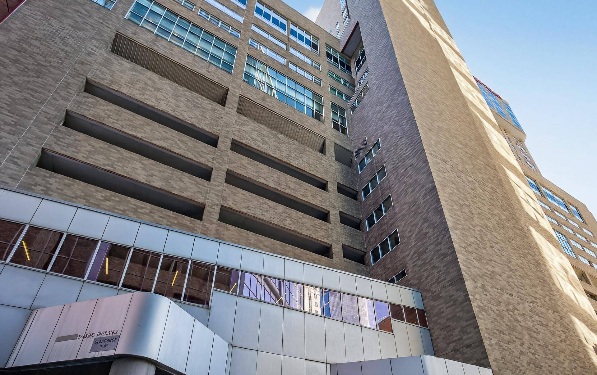 Minneapolis, MN 55415,433 S 7th ST #2121