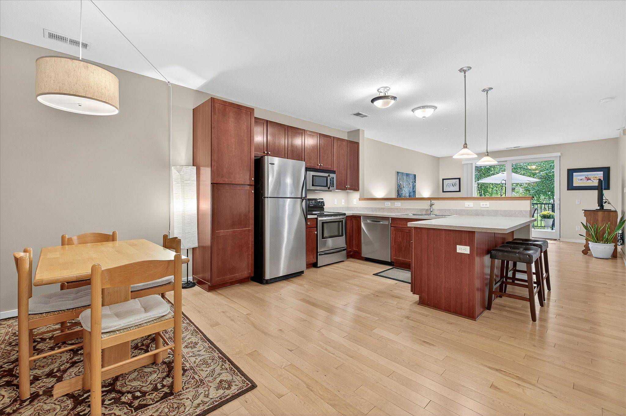 Columbia Heights, MN 55421,1070 Grandview CT NE #101